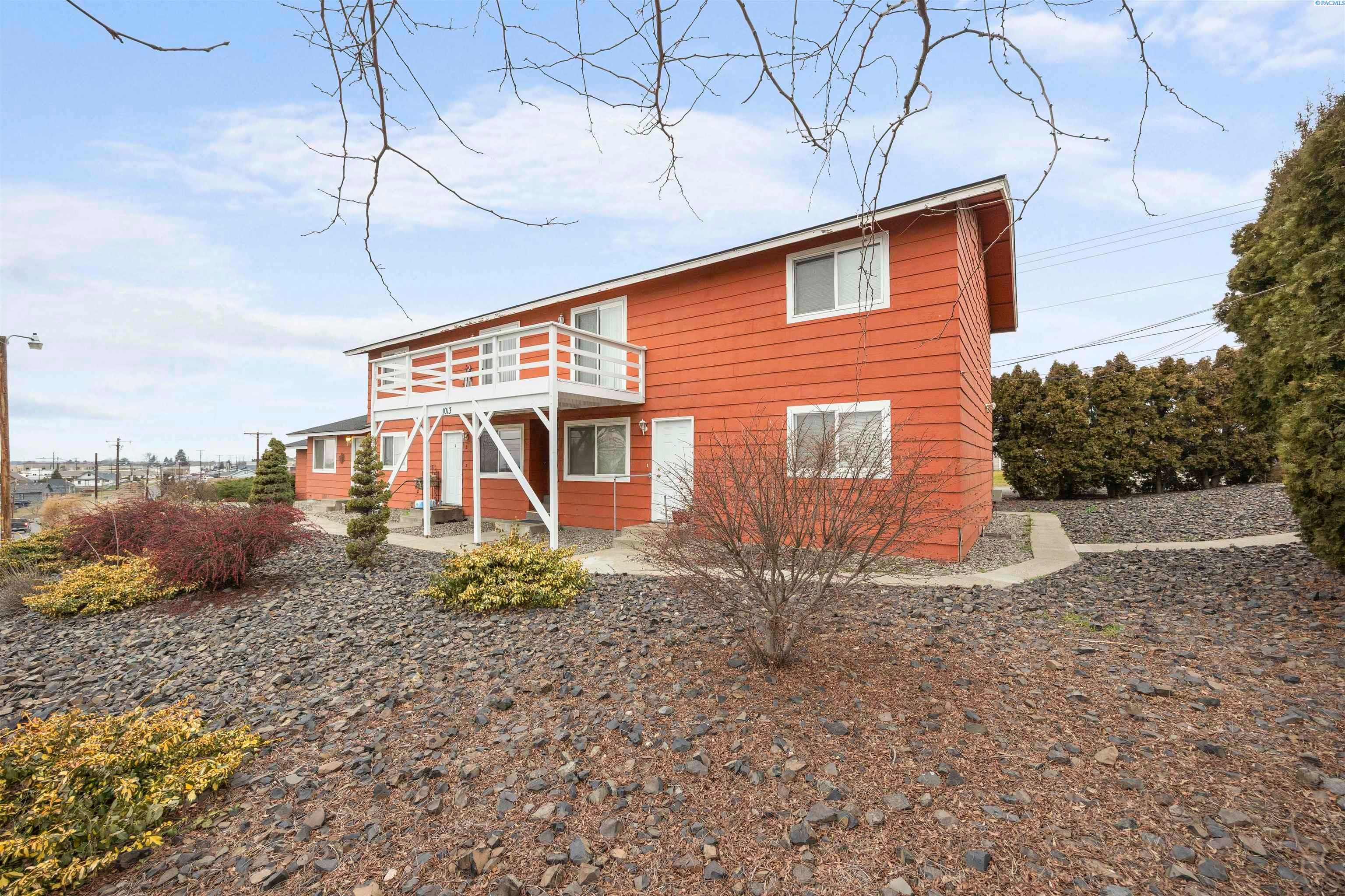 Zillah, Washington, 98953, United States, 9 Bedrooms Bedrooms, ,Residential,For Sale,2013273