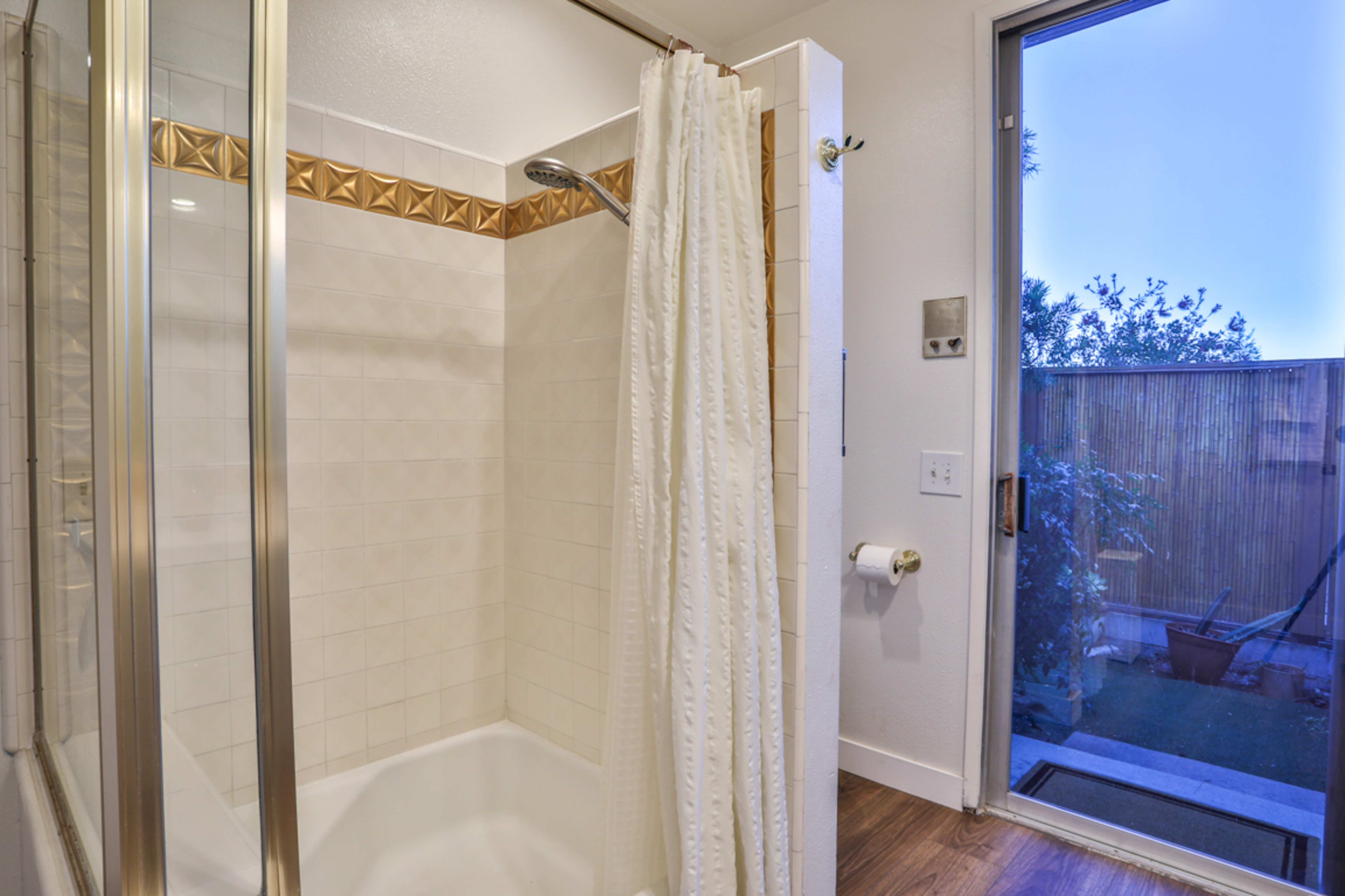  701 Kilbourne Drive, Upland, CA 91784 - 物件實景