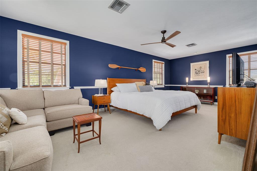 Clearwater, Florida, 33759, United States, 4 Bedrooms Bedrooms, ,3 BathroomsBathrooms,Residential,For Sale,1950802