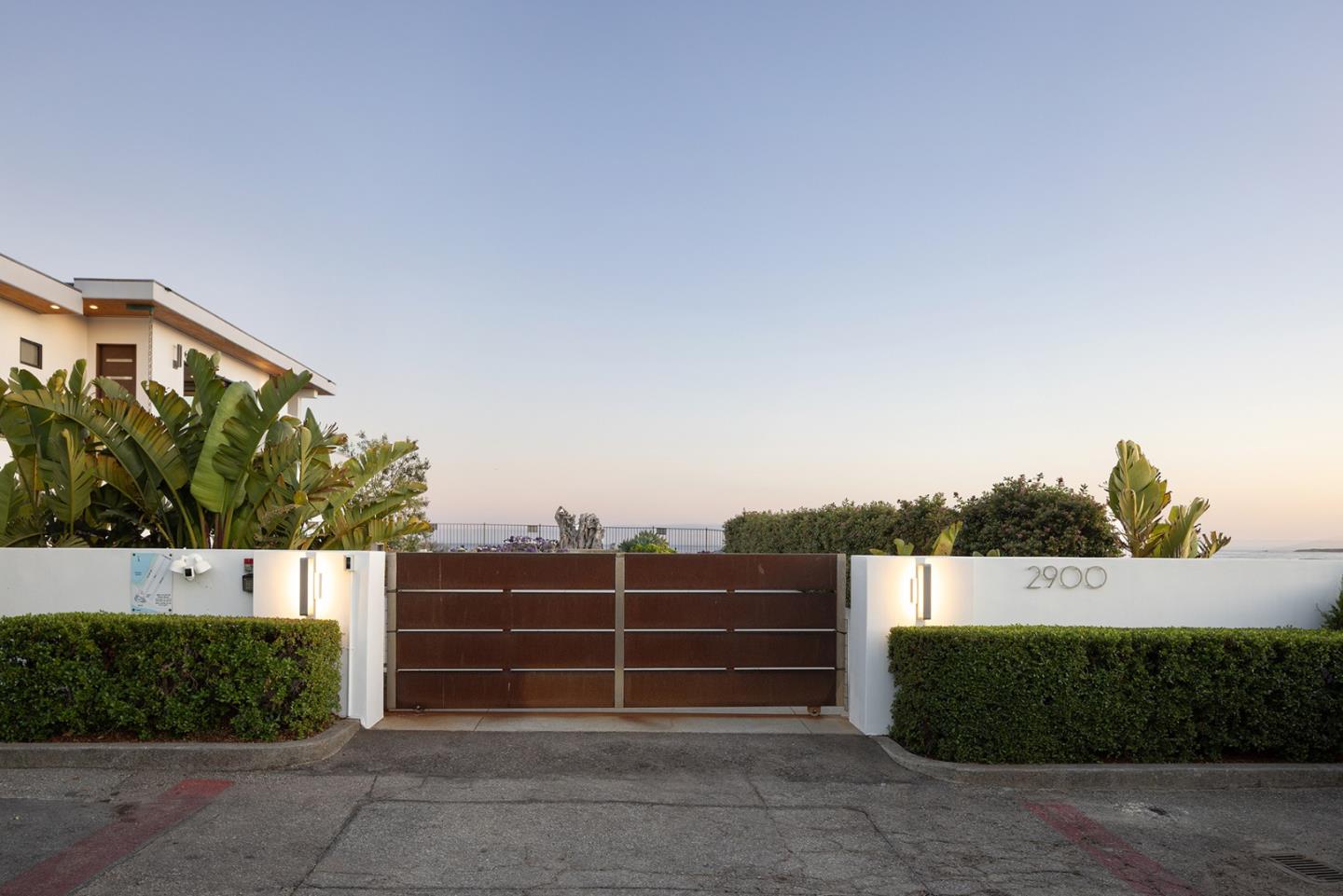 Santa Cruz, California, 95062, United States, 4 Bedrooms Bedrooms, ,4 BathroomsBathrooms,Residential,For Sale,1898604