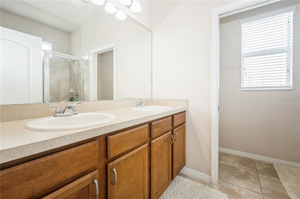 Plant City, Florida, 33566, United States, 5 Bedrooms Bedrooms, ,4 BathroomsBathrooms,Residential,For Sale,1848663