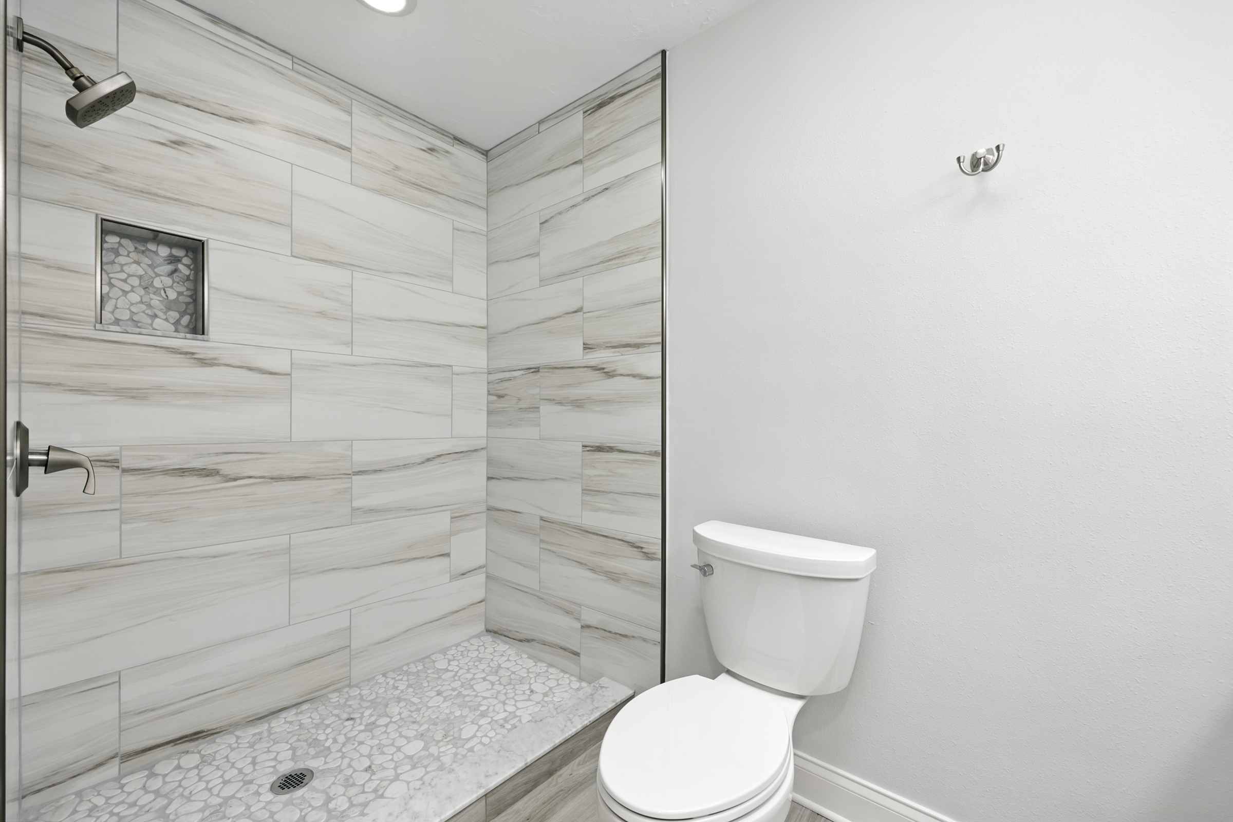 St. Petersburg, Florida, 33708, United States, 2 Bedrooms Bedrooms, ,2 BathroomsBathrooms,Residential,For Sale,1976301