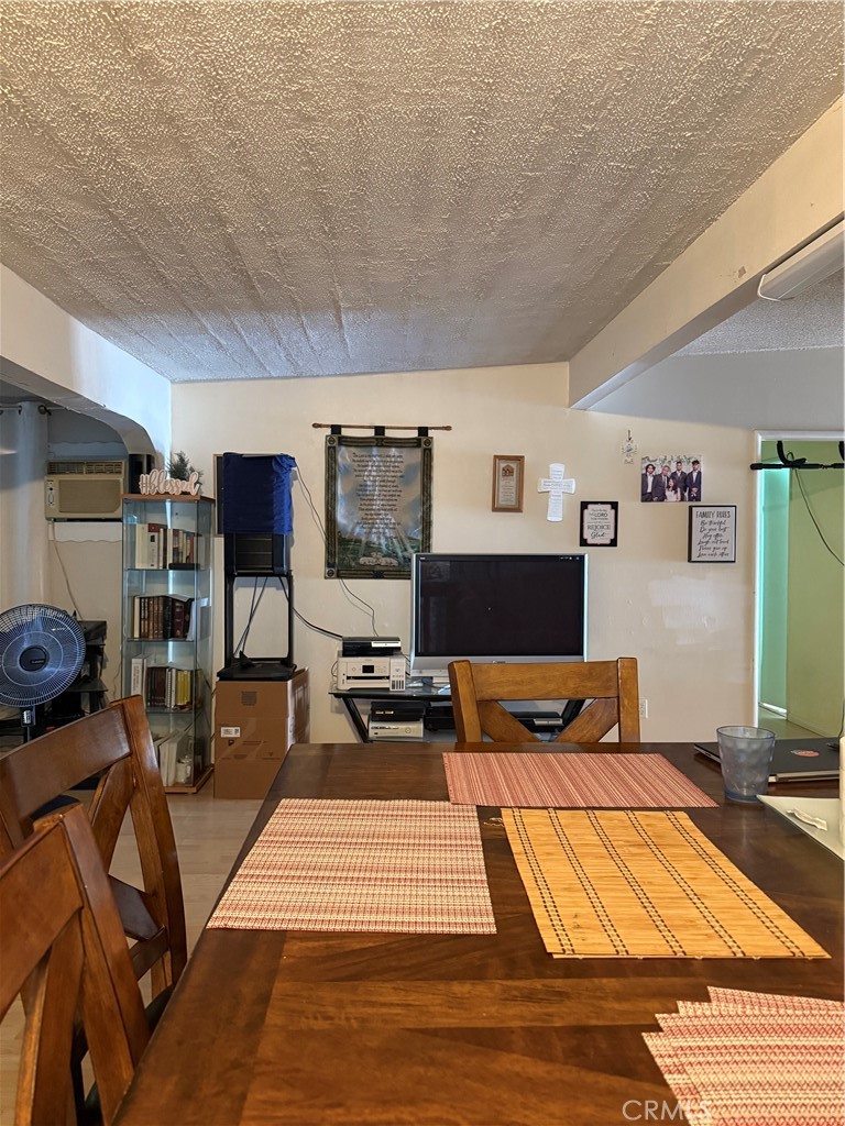 SUN VALLEY, California, 91352, United States, 4 Bedrooms Bedrooms, ,3 BathroomsBathrooms,Residential,For Sale,1837178