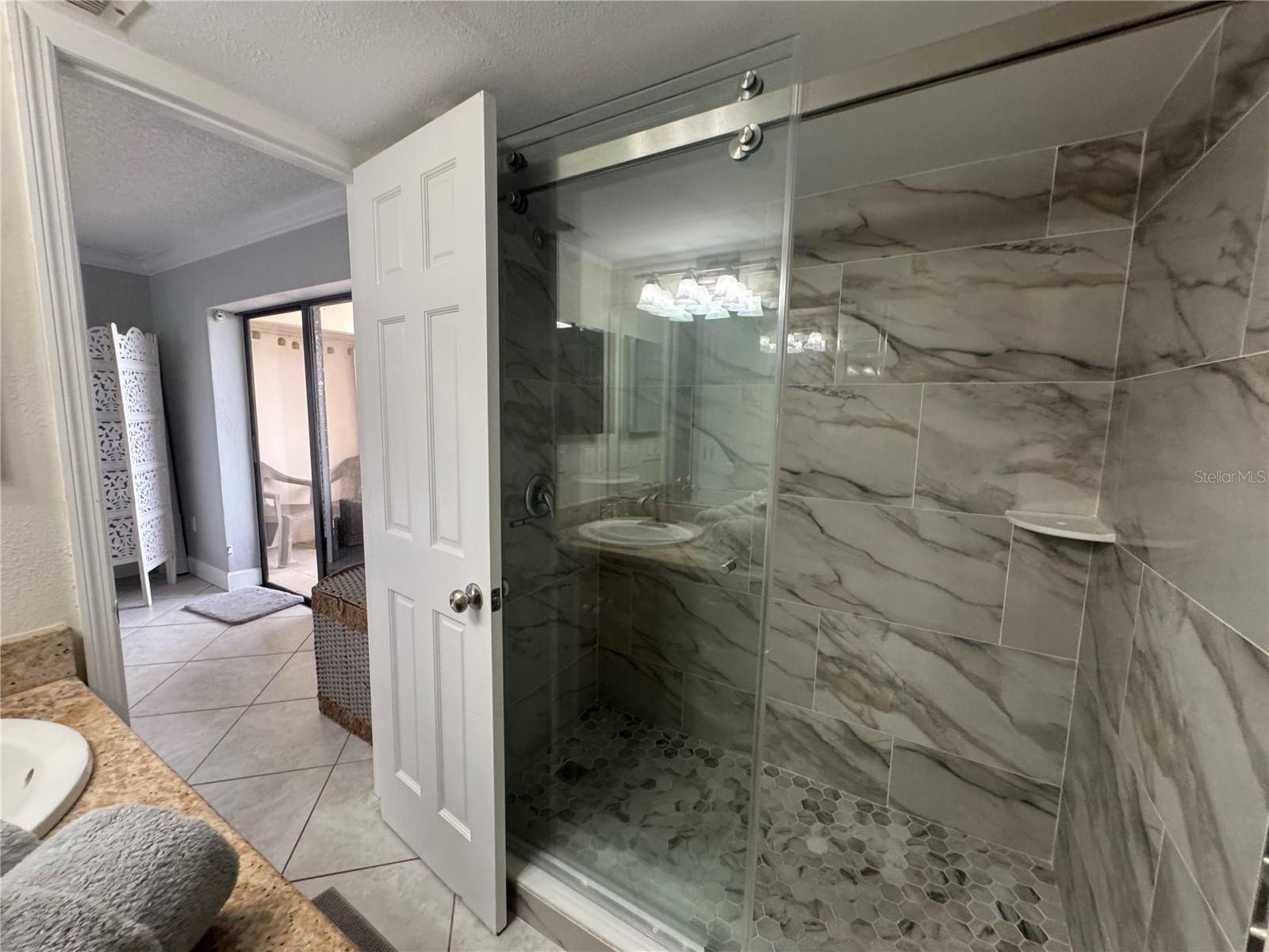 CLEARWATER BEACH, Florida, 33767, United States, 2 Bedrooms Bedrooms, ,2 BathroomsBathrooms,Residential,For Sale,1983656