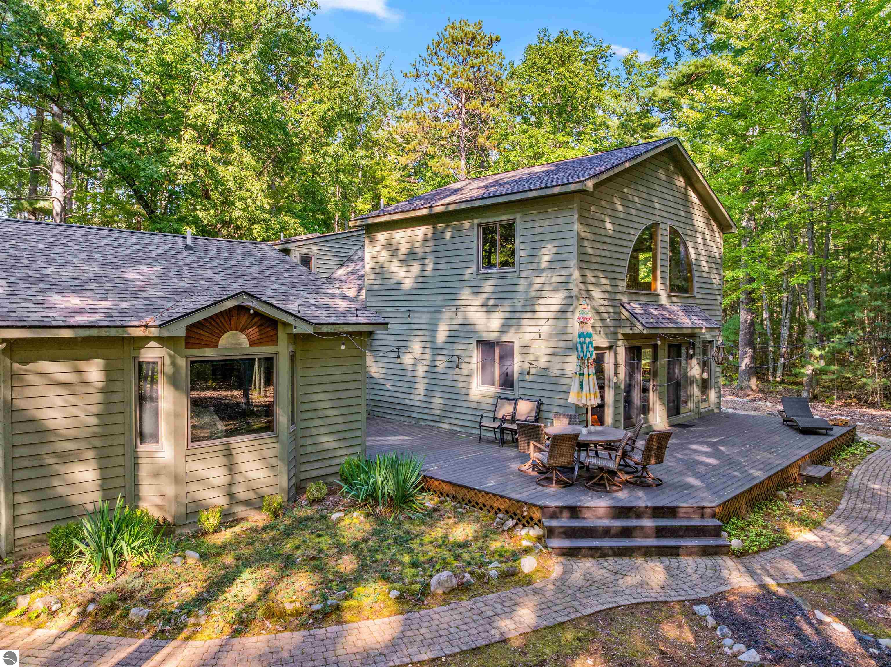 Rapid City, Michigan, 49676, United States, 4 Bedrooms Bedrooms, ,3 BathroomsBathrooms,Residential,For Sale,1977218
