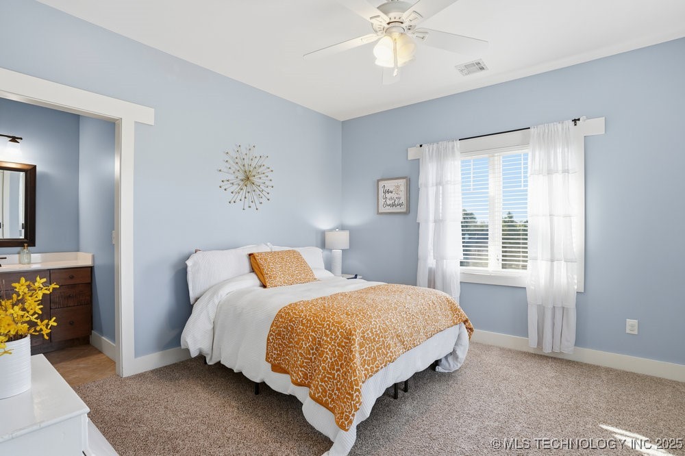 Jenks, Oklahoma, 74037, United States, 5 Bedrooms Bedrooms, ,6 BathroomsBathrooms,Residential,For Sale,1989076