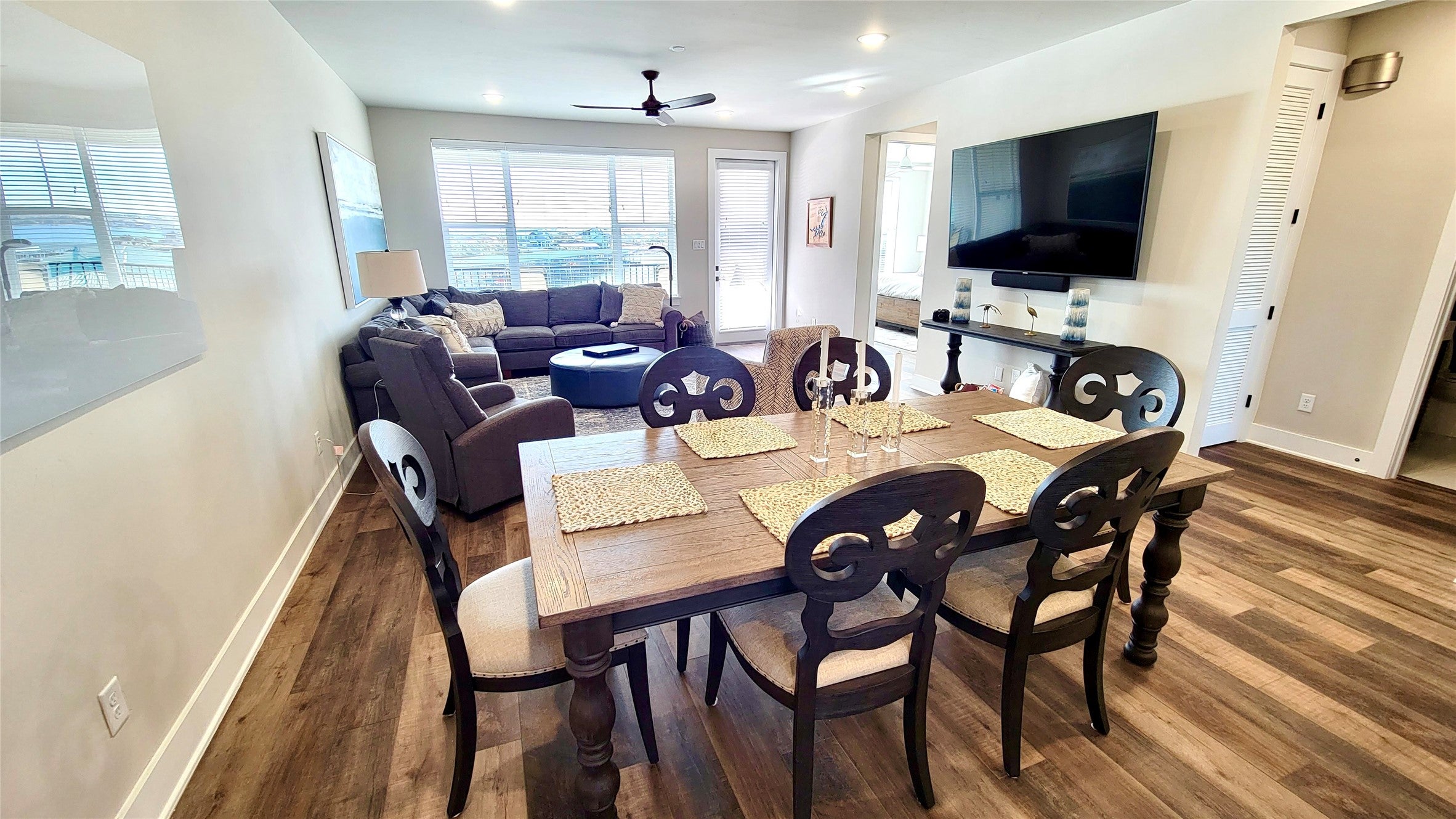 Possum Kingdom Lake, Texas, 76449, United States, 2 Bedrooms Bedrooms, ,2 BathroomsBathrooms,Residential,For Sale,1977321