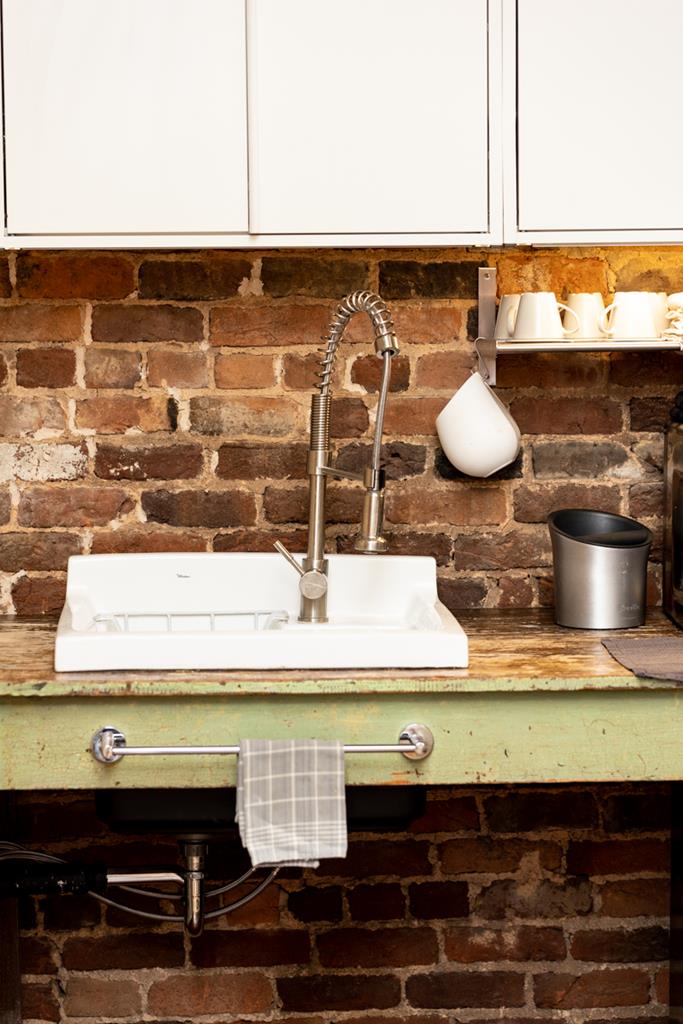 Farmville, Virginia, 23901, United States, 3 Bedrooms Bedrooms, ,3 BathroomsBathrooms,Residential,For Sale,1981165