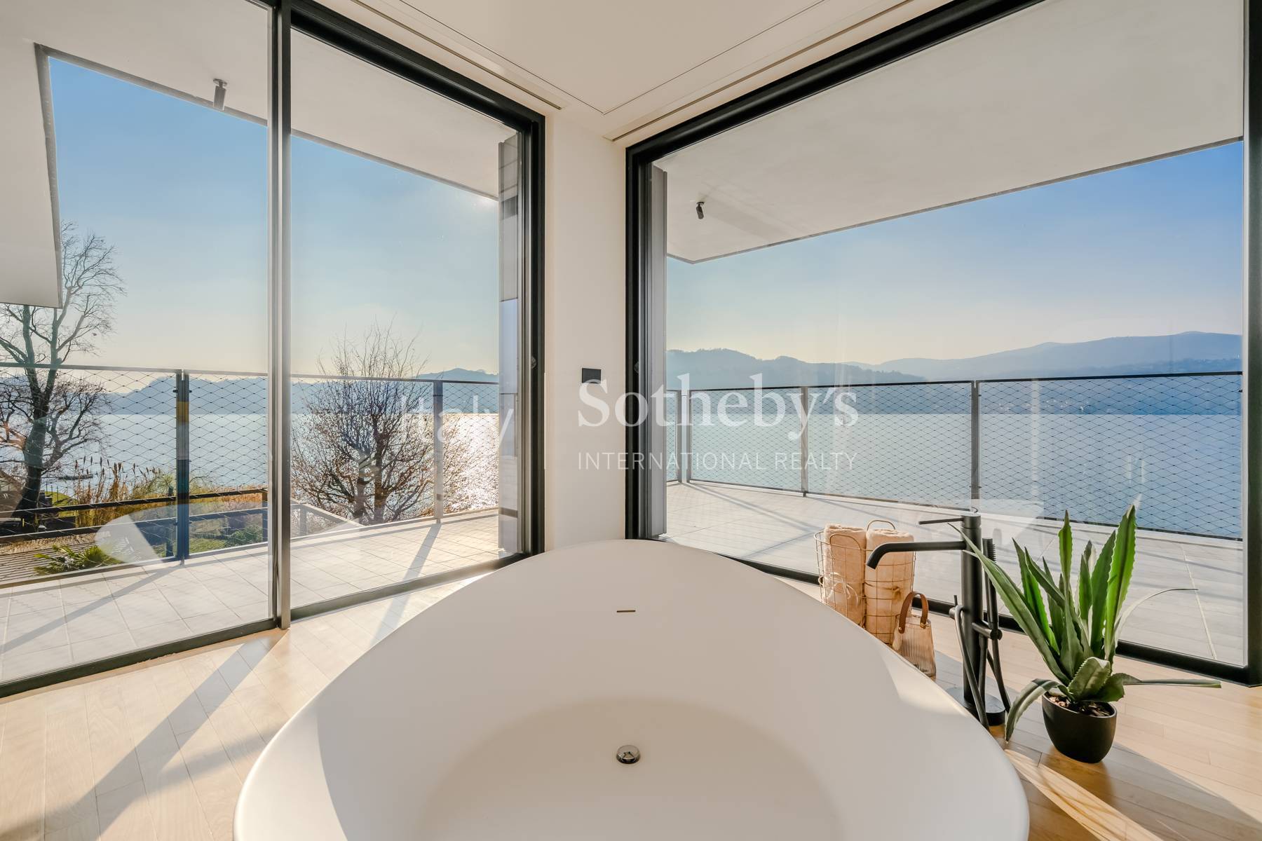  Exclusive villa with swimming pool and private dock - 物件實景