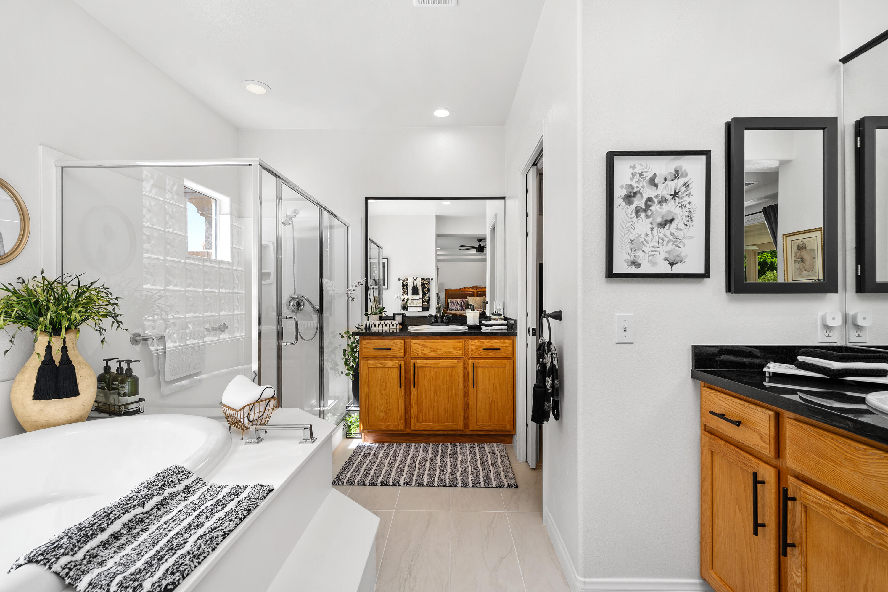 Bermuda Dunes, California, 92203, United States, 3 Bedrooms Bedrooms, ,2 BathroomsBathrooms,Residential,For Sale,1989619