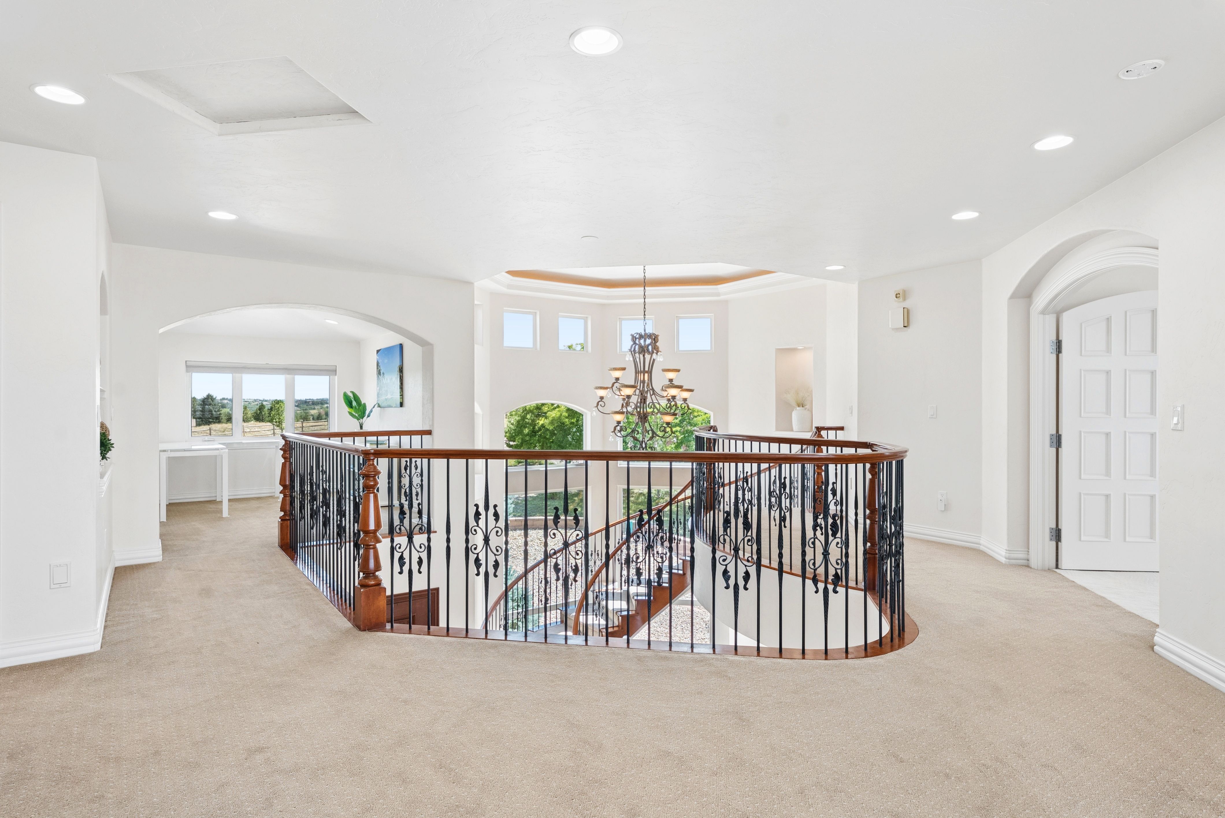  Hidden Pointe Estates Gem: Panoramic Mountain Views & Private Luxury Retreat - 物件實景