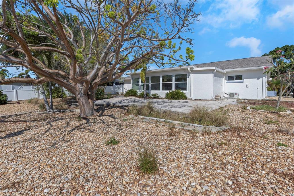 Apollo Beach, Florida, 33572, United States, 4 Bedrooms Bedrooms, ,2 BathroomsBathrooms,Residential,For Sale,1906320