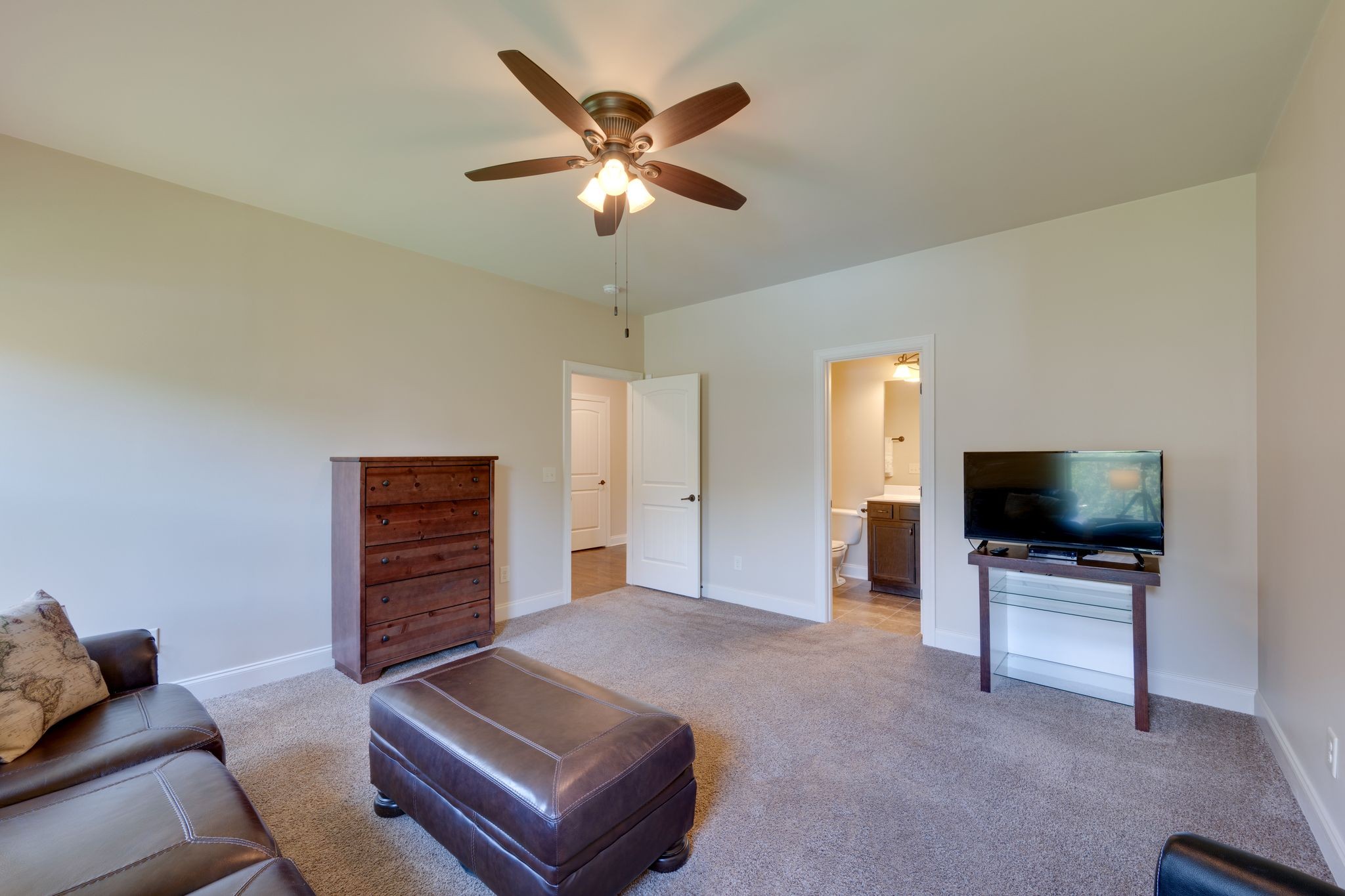  8050 Fenwick Ln, Spring Hill, TN, 37174 - 物件實景