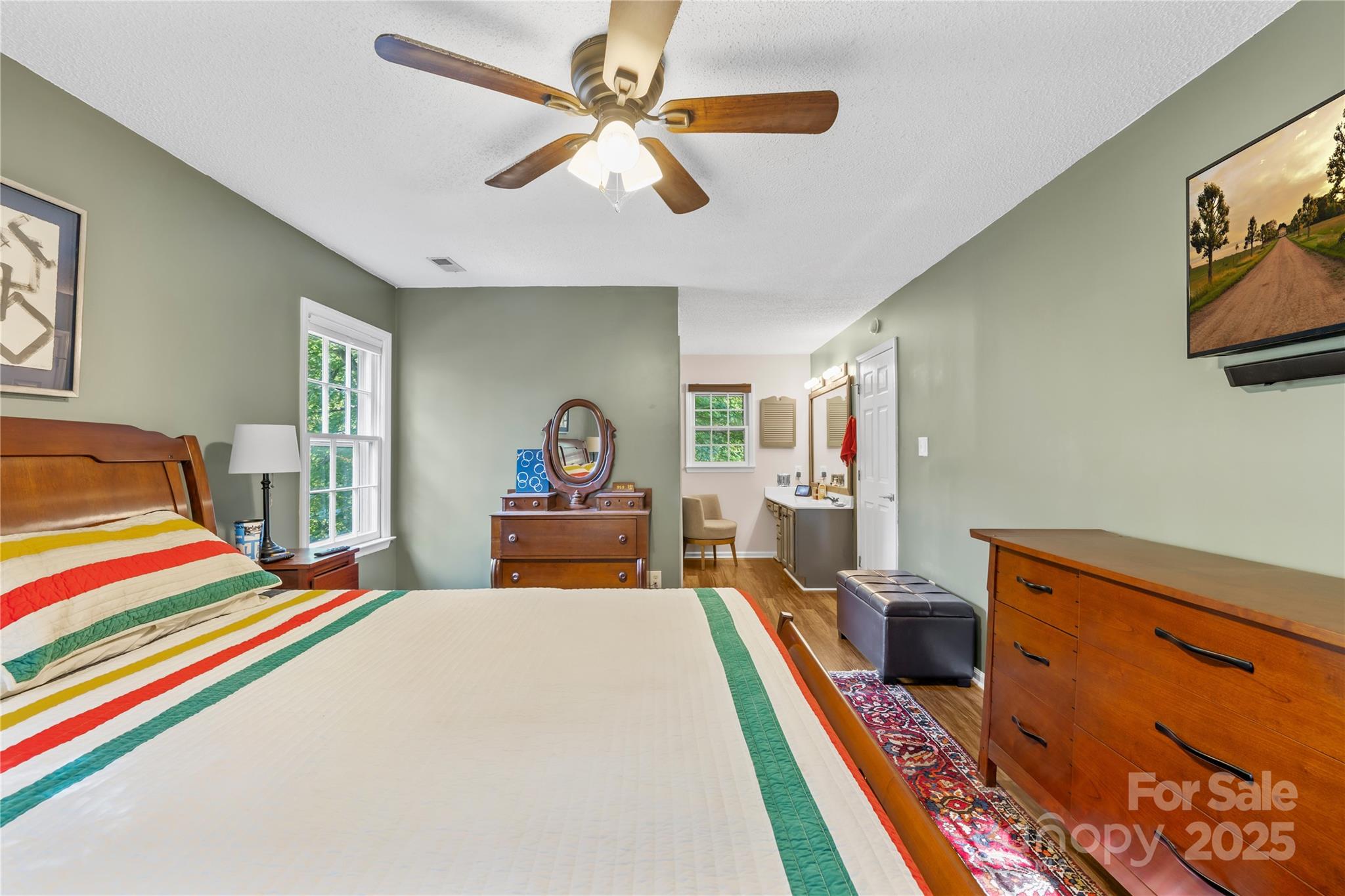 Matthews, North Carolina, 28105, United States, 3 Bedrooms Bedrooms, ,3 BathroomsBathrooms,Residential,For Sale,1948872
