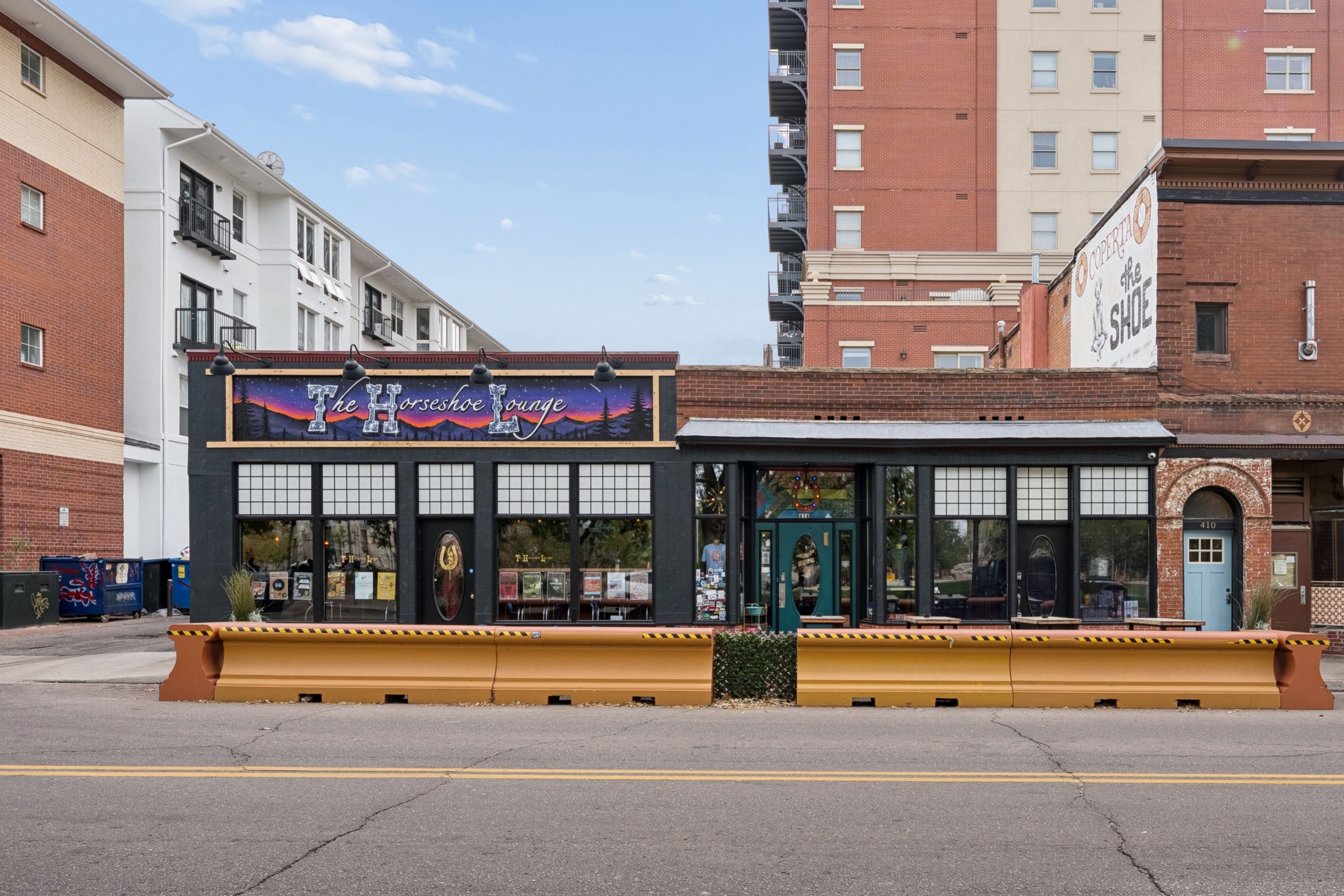  End-Unit Brownstone in North Capitol Hill - 物件實景