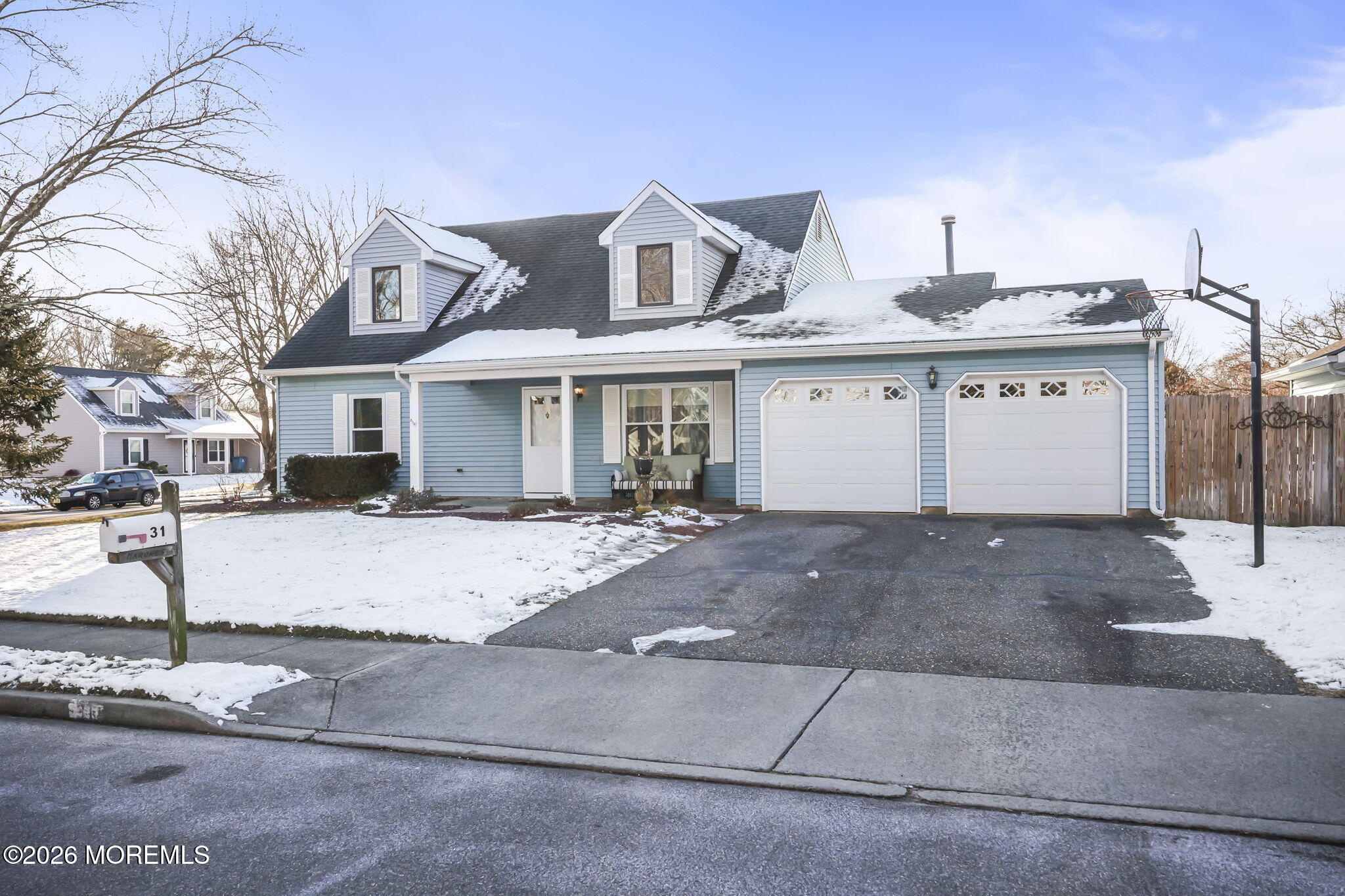 Howell, New Jersey, 07731, United States, 5 Bedrooms Bedrooms, ,3 BathroomsBathrooms,Residential,For Sale,2015351