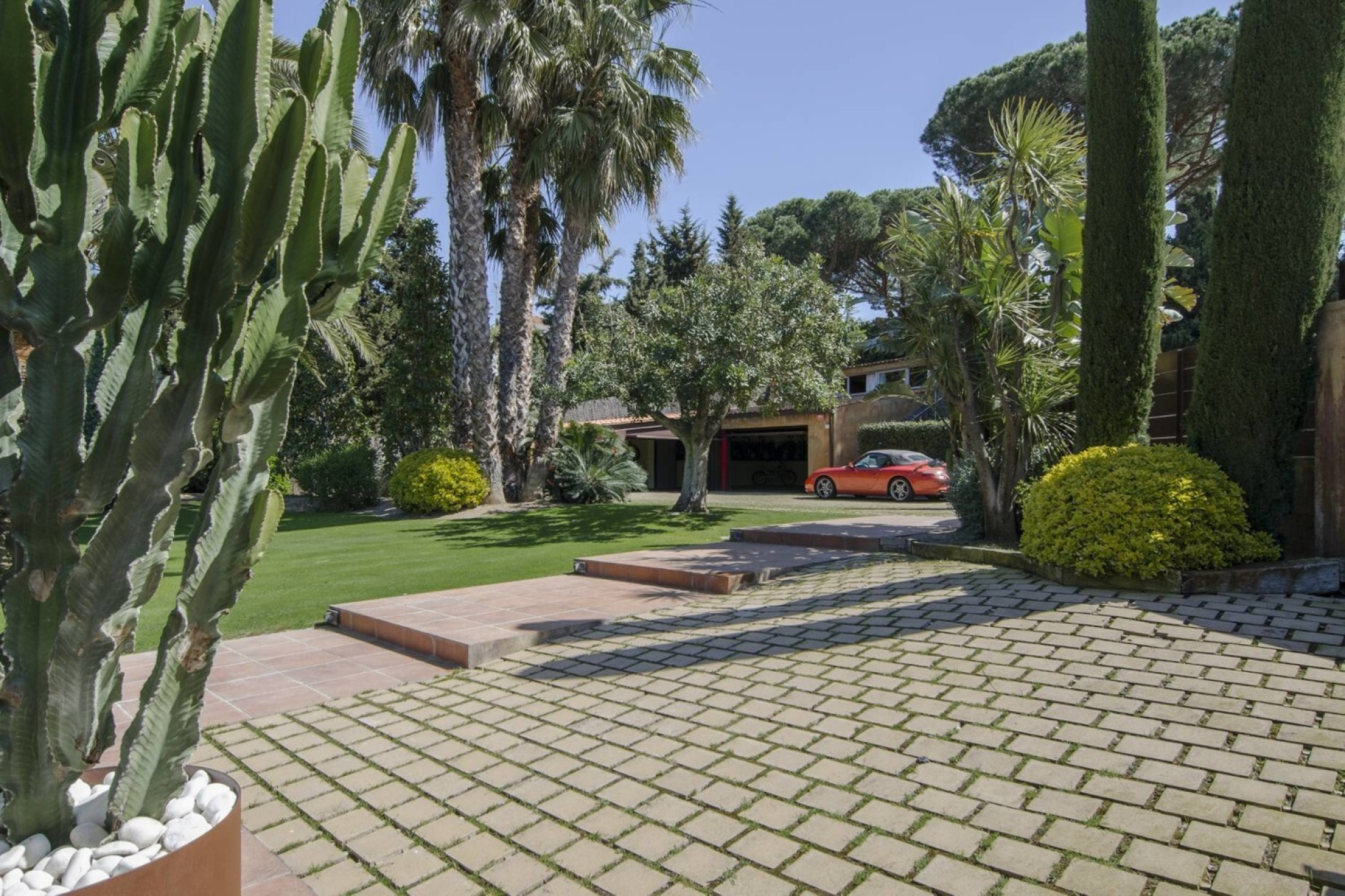  Luxurious property in exclusive residential area of Maresme, Barcelona. - 物件實景