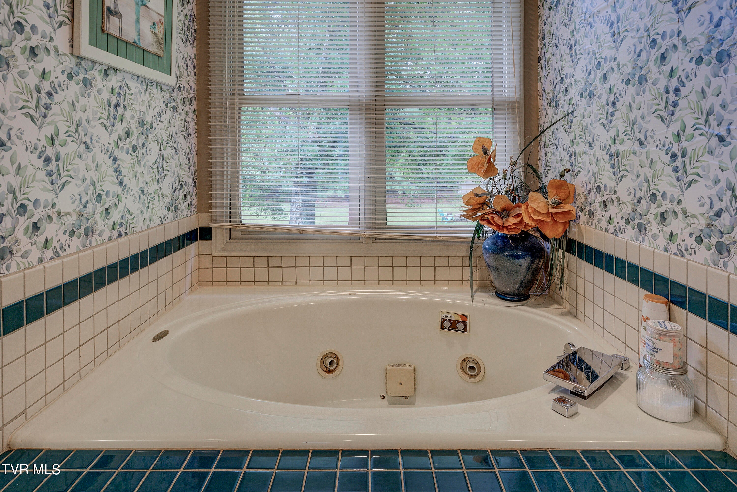 Kingsport, Tennessee, 37663, United States, 5 Bedrooms Bedrooms, ,3 BathroomsBathrooms,Residential,For Sale,1940461