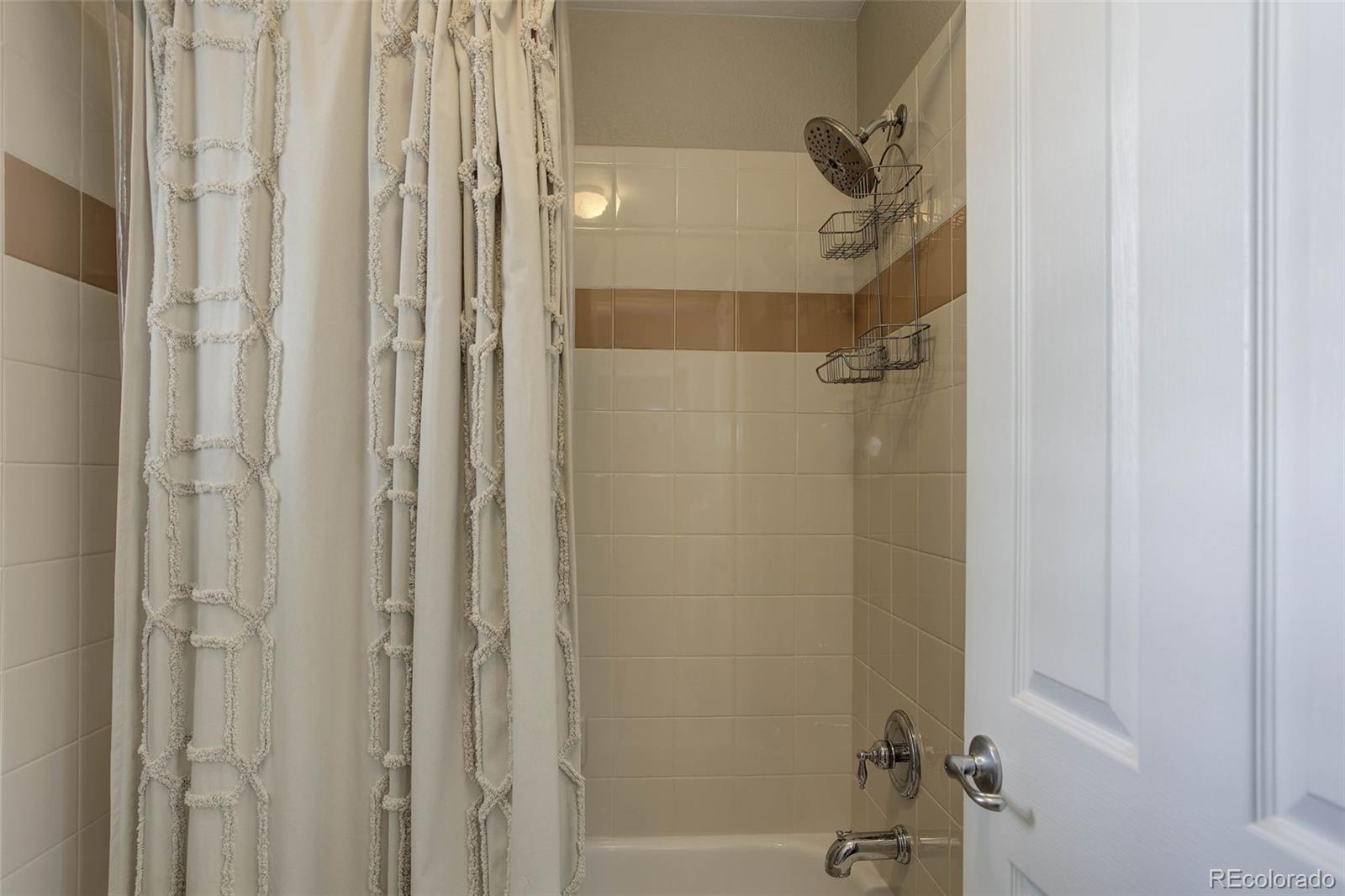 Highlands Ranch, Colorado, 80126, United States, 3 Bedrooms Bedrooms, ,3 BathroomsBathrooms,Residential,For Sale,1883692