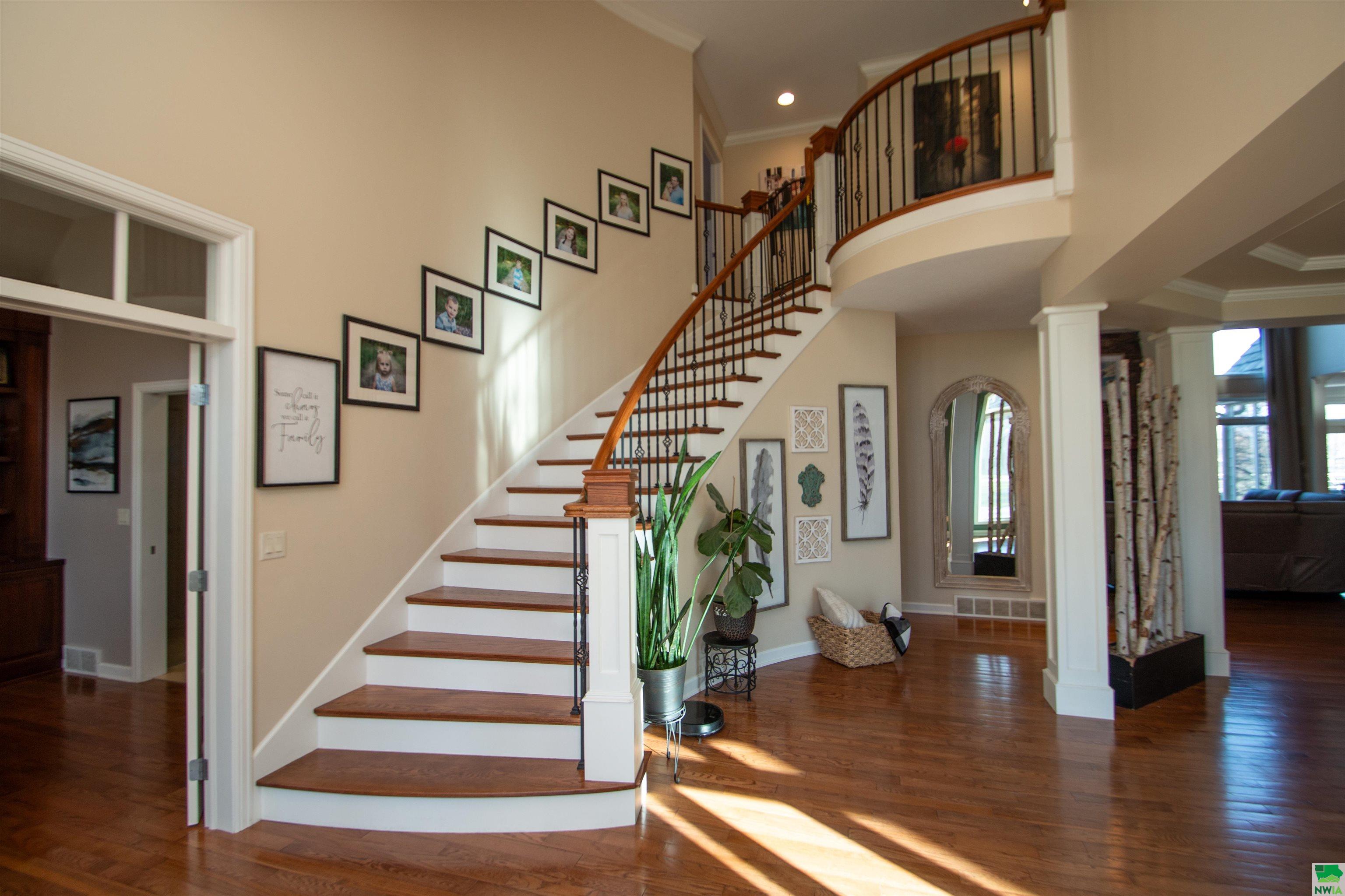 Dakota Dunes, South Dakota, 57049, United States, 5 Bedrooms Bedrooms, ,6 BathroomsBathrooms,Residential,For Sale,1943906