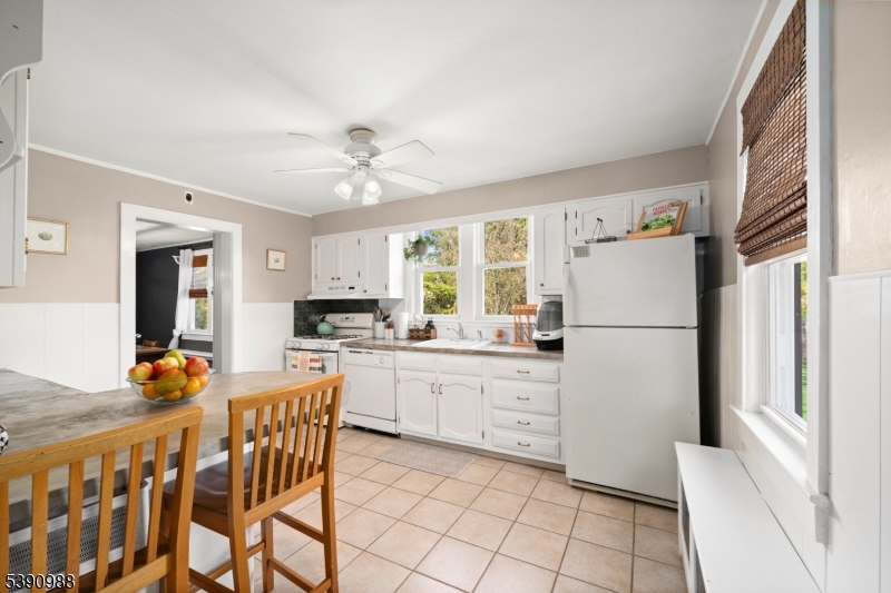 Kingwood Twp., New Jersey, 08825, United States, 3 Bedrooms Bedrooms, ,2 BathroomsBathrooms,Residential,For Sale,1984798