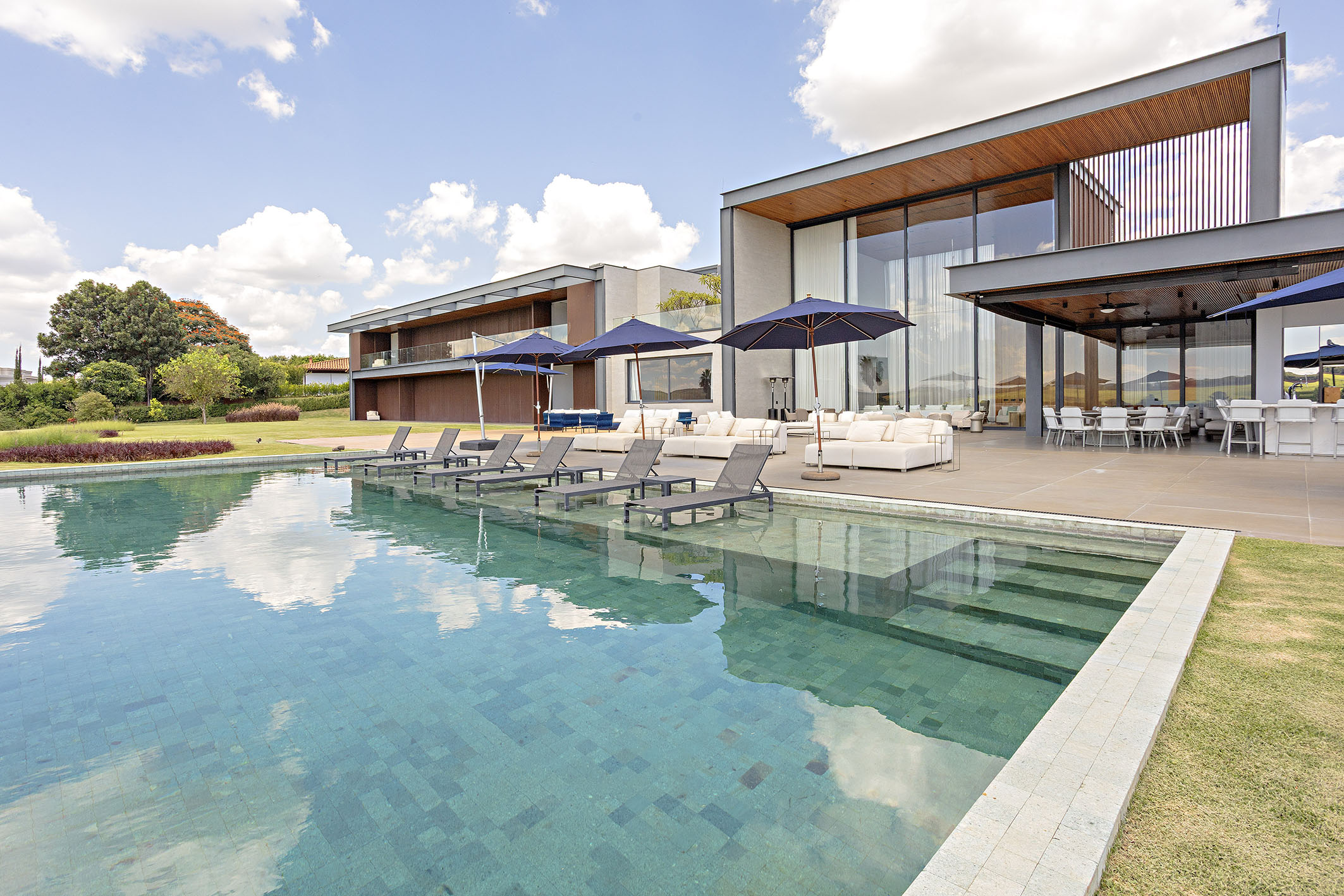  Olegário de Sá-designed residence in a privileged setting at Quinta da Baroneza - 物件實景