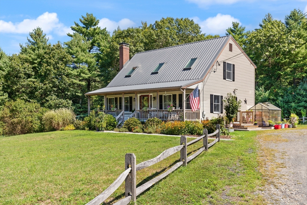 Middleboro, Massachusetts, 02346, United States, 4 Bedrooms Bedrooms, ,2 BathroomsBathrooms,Residential,For Sale,1938573