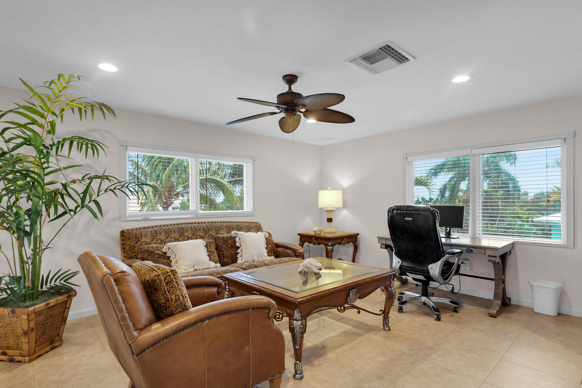 MARATHON, Florida, 33050, United States, 5 Bedrooms Bedrooms, ,3 BathroomsBathrooms,Residential,For Sale,1691478
