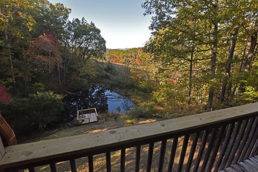 Suches, Georgia, 30572, United States, 3 Bedrooms Bedrooms, ,3 BathroomsBathrooms,Residential,For Sale,1877290
