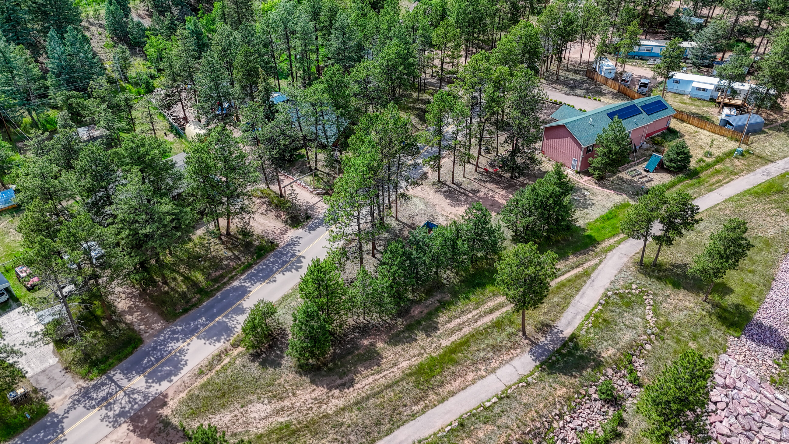 Woodland Park, Colorado, 80863, United States, 3 Bedrooms Bedrooms, ,2 BathroomsBathrooms,Residential,For Sale,1891274