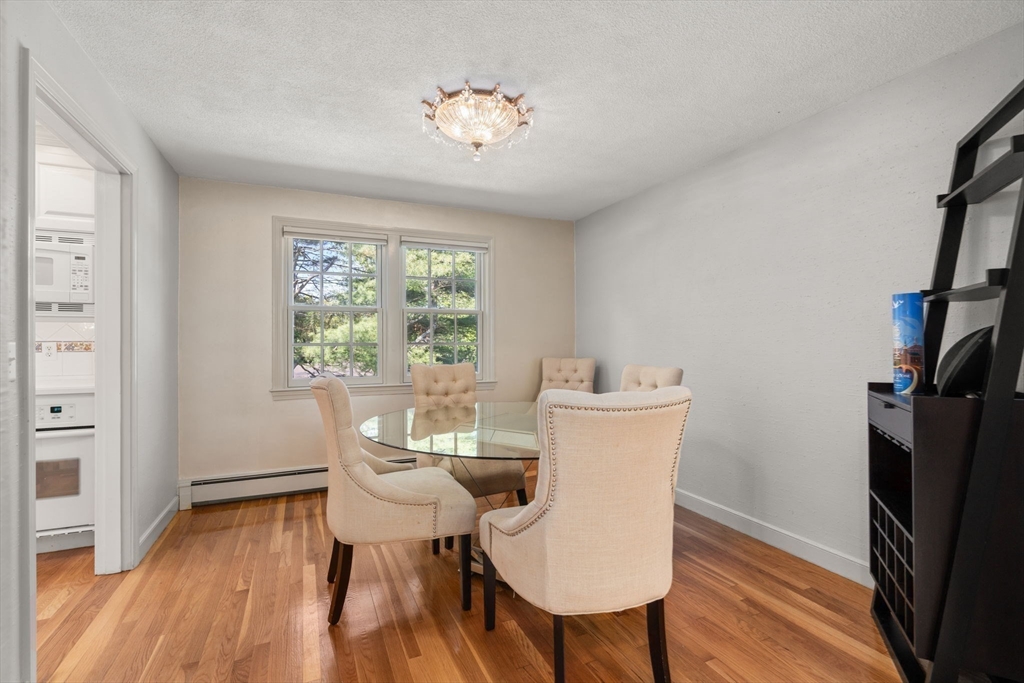 Framingham, Massachusetts, 01701, United States, 4 Bedrooms Bedrooms, ,3 BathroomsBathrooms,Residential,For Sale,1988124