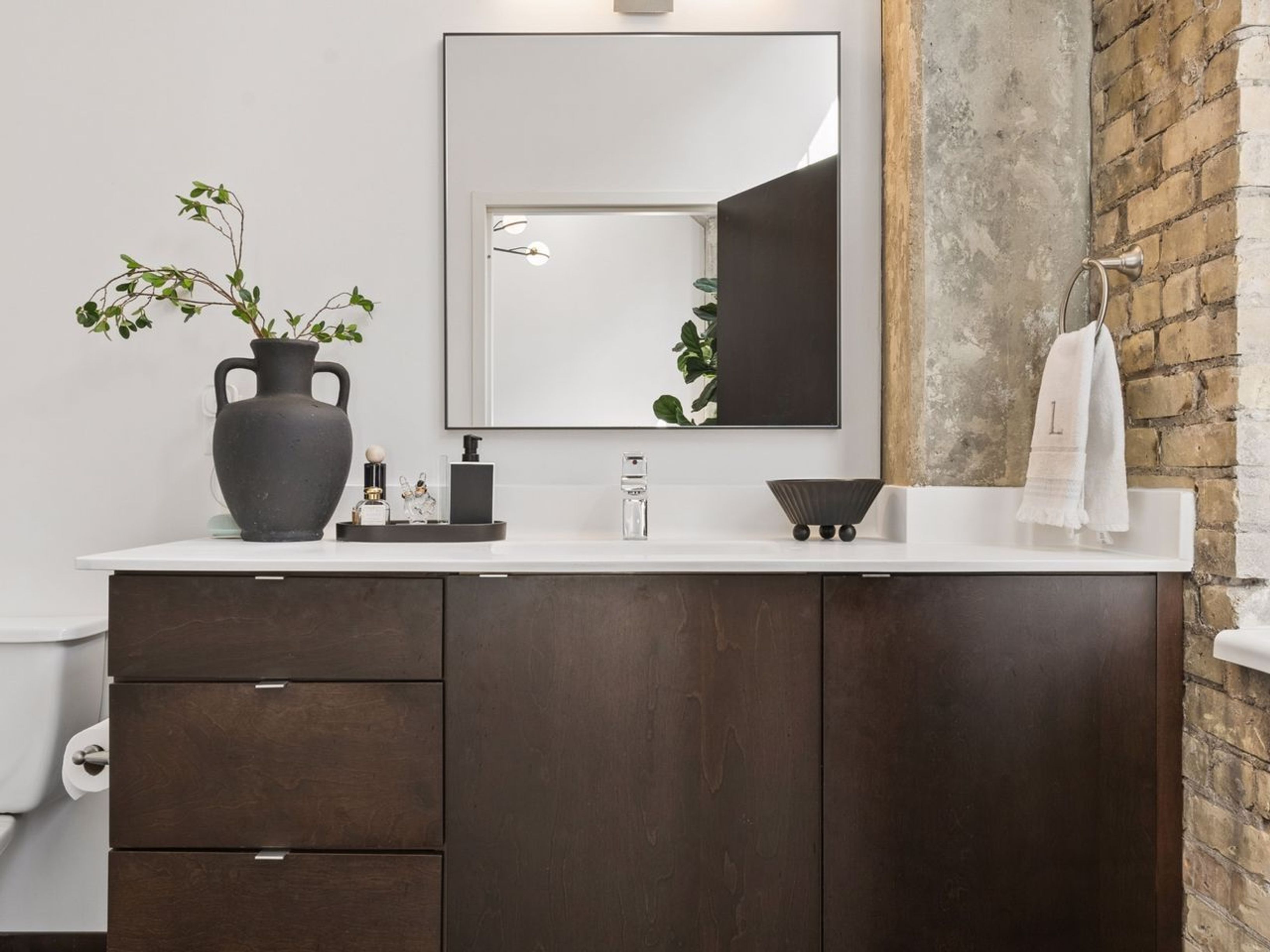  Iconic Corner Loft in Coveted North Loop - 物件實景
