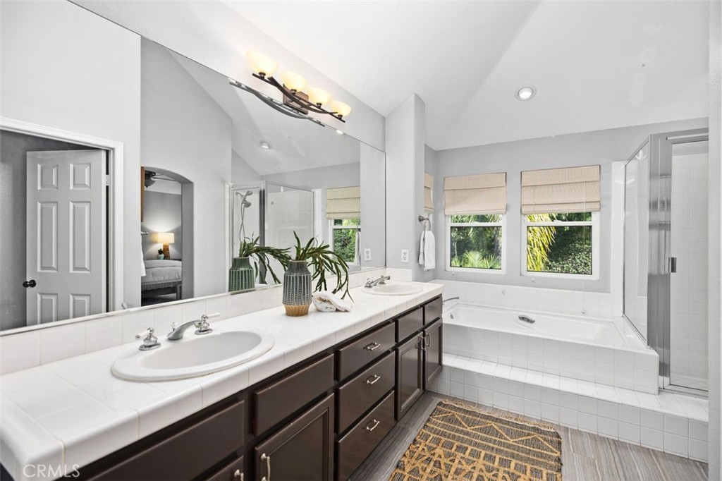 Rancho Santa Margarita, California, 92679, United States, 4 Bedrooms Bedrooms, ,3 BathroomsBathrooms,Residential,For Sale,1989734