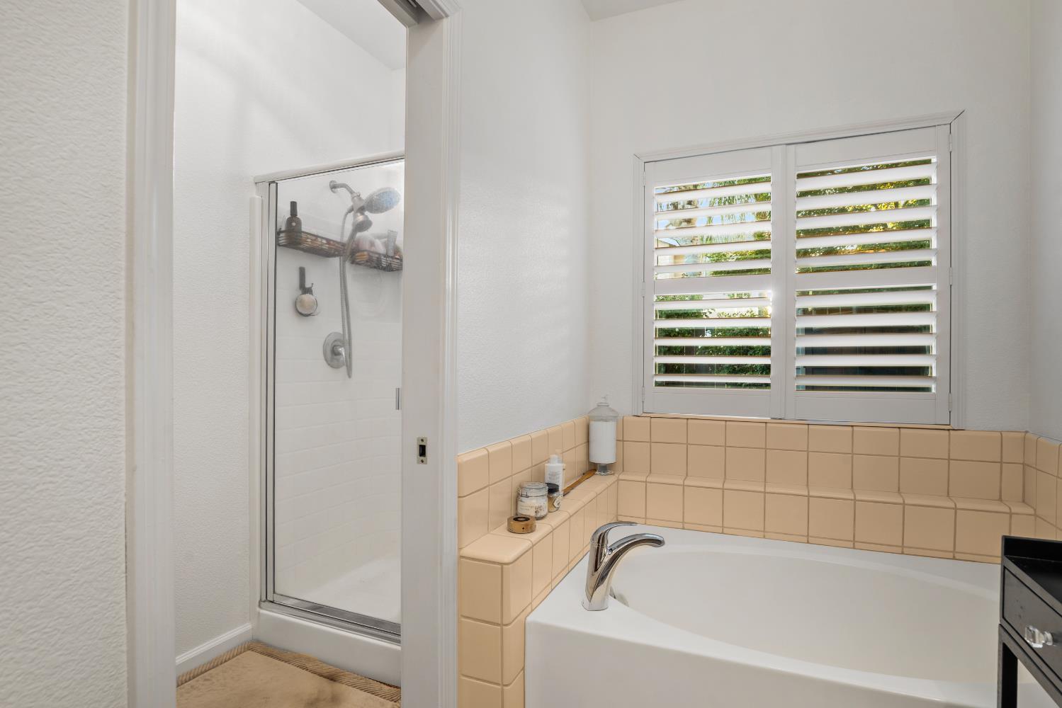 Riverbank, California, 95367, United States, 4 Bedrooms Bedrooms, ,2 BathroomsBathrooms,Residential,For Sale,1976326