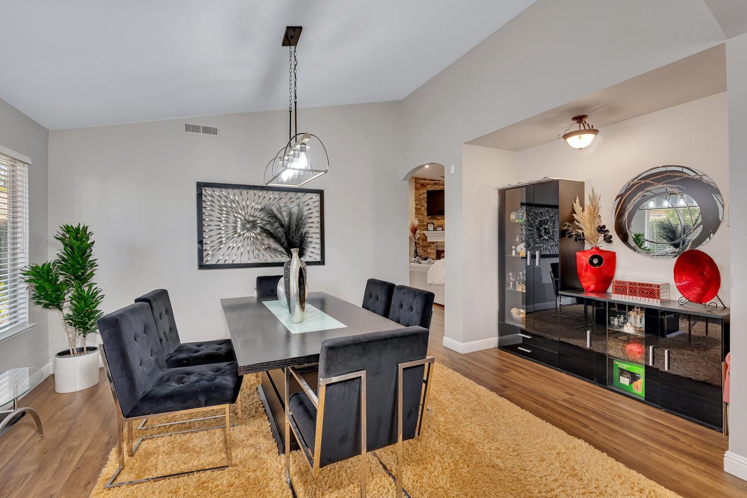 Madera, California, 93637, United States, 3 Bedrooms Bedrooms, ,3 BathroomsBathrooms,Residential,For Sale,1984601