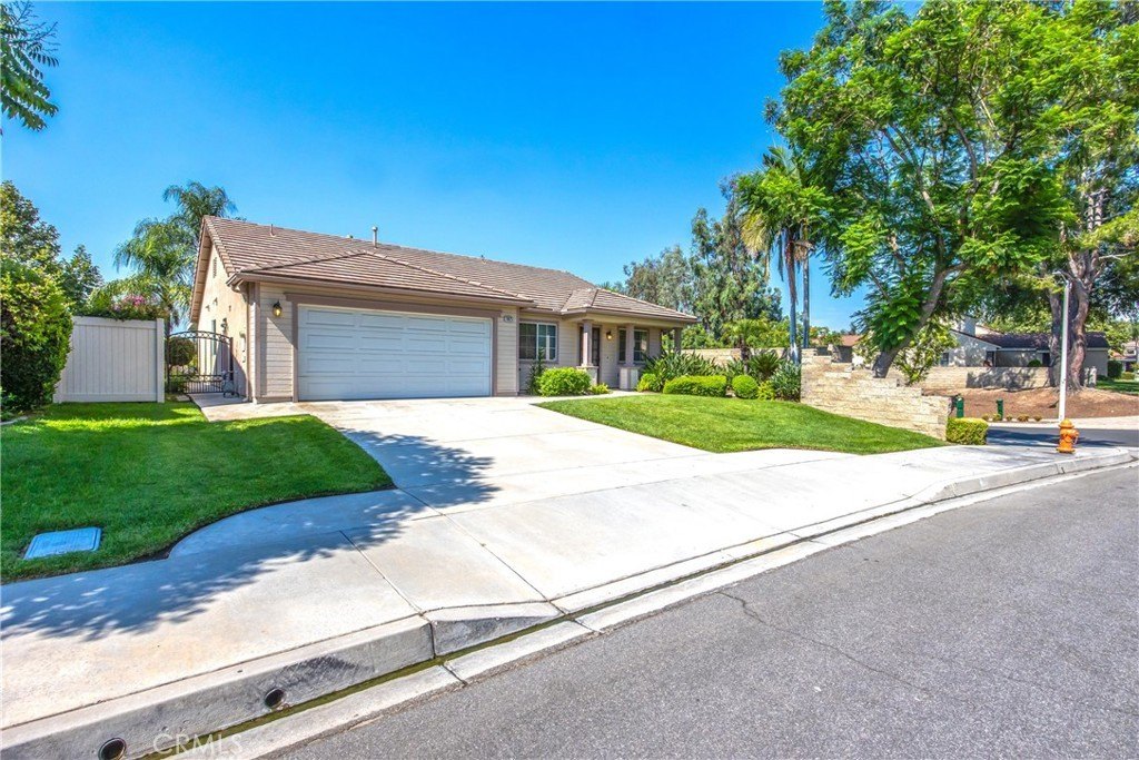 Highland, California, 92346, United States, 3 Bedrooms Bedrooms, ,2 BathroomsBathrooms,Residential,For Sale,1944789