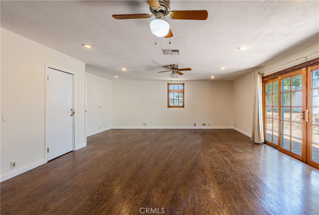 Azusa, California, 91702, United States, 3 Bedrooms Bedrooms, ,2 BathroomsBathrooms,Residential,For Sale,1902994