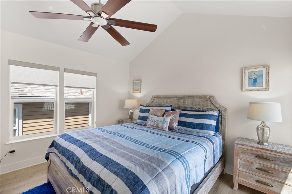 Newport Beach, California, 92663, United States, 2 Bedrooms Bedrooms, ,2 BathroomsBathrooms,Residential,For Sale,1877263