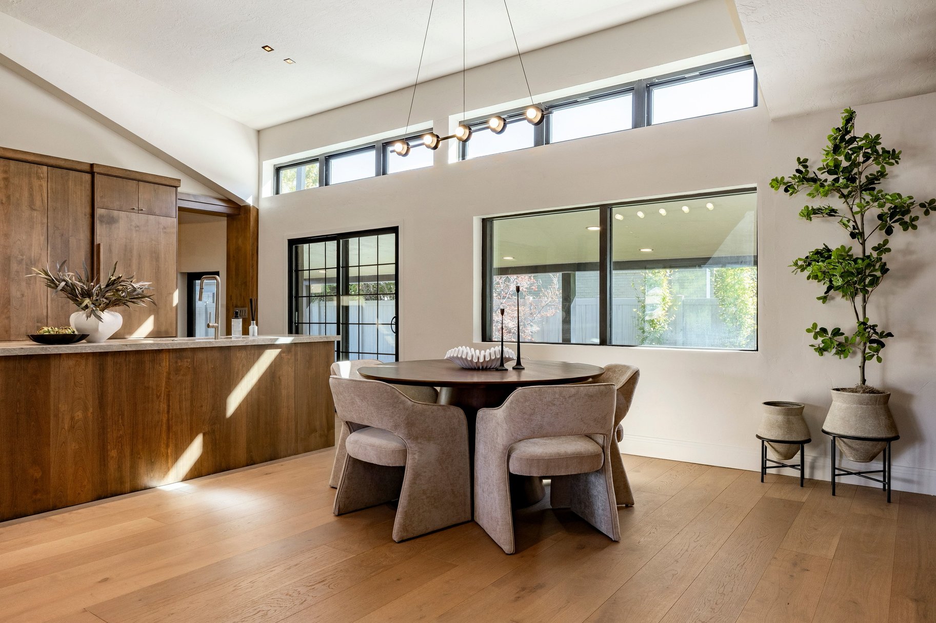  Rebuilt Mountain Modern in Holladay - 物件實景