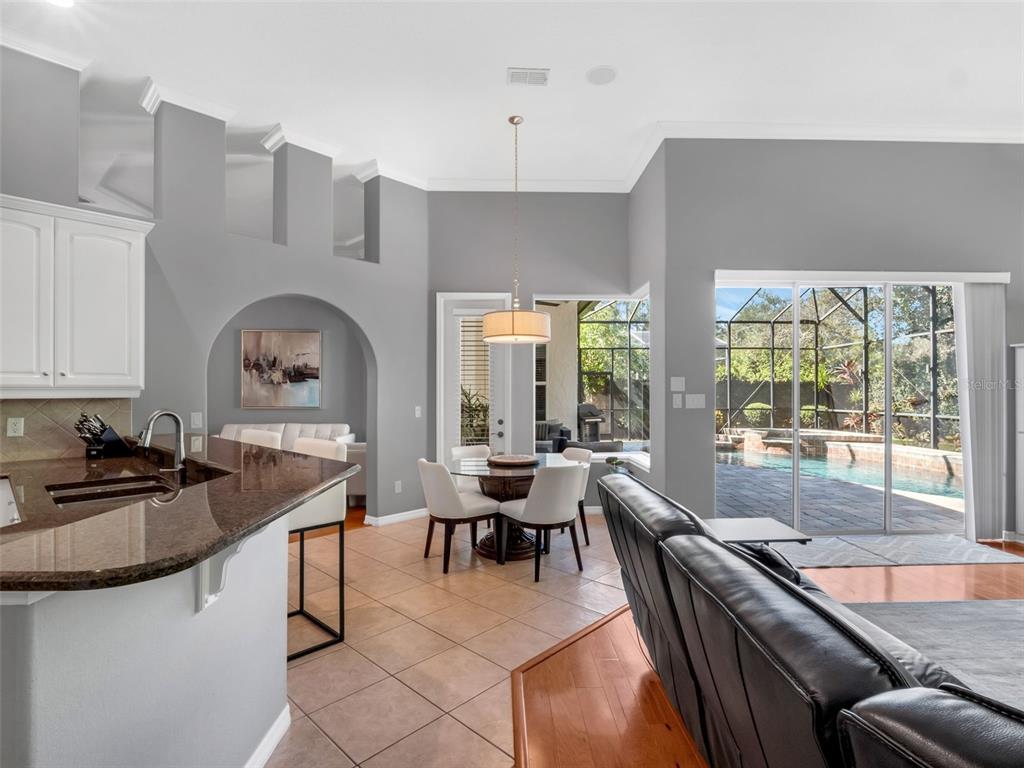 Orlando, Florida, 32819, United States, 5 Bedrooms Bedrooms, ,4 BathroomsBathrooms,Residential,For Sale,1934646