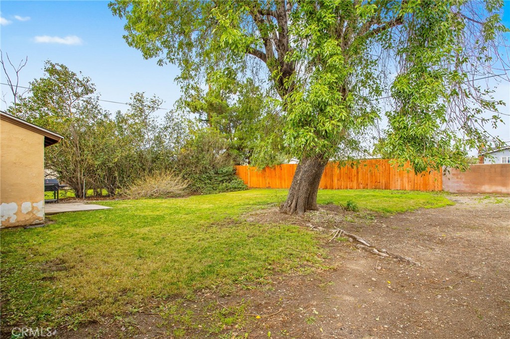 Fontana, California, 92336, United States, 4 Bedrooms Bedrooms, ,1 BathroomBathrooms,Residential,For Sale,2008784