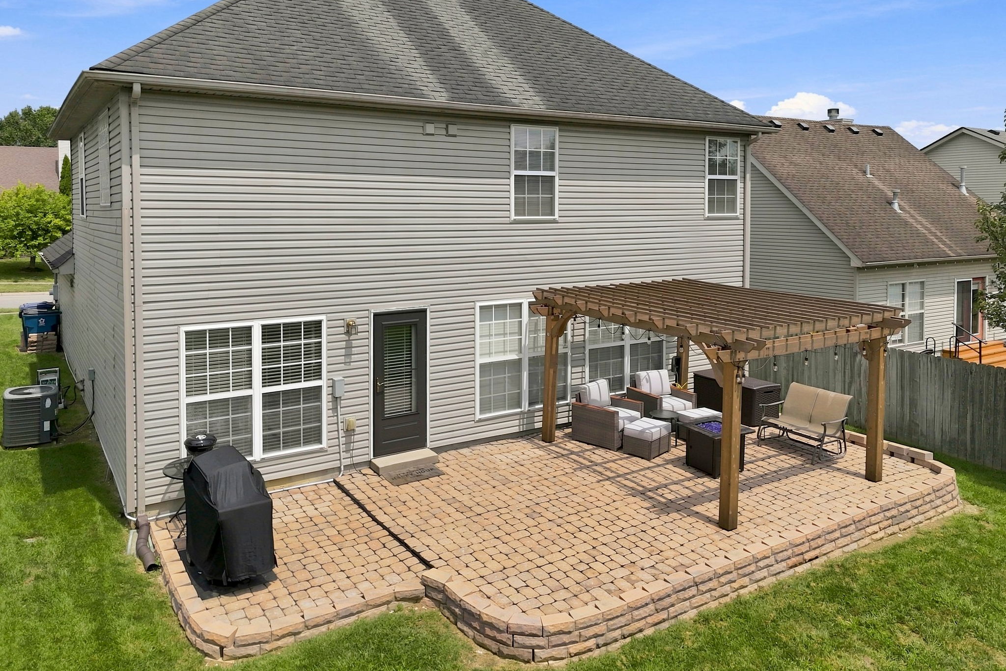  1210 Beckley Hills Court, Louisville, KY 40245 - 物件實景
