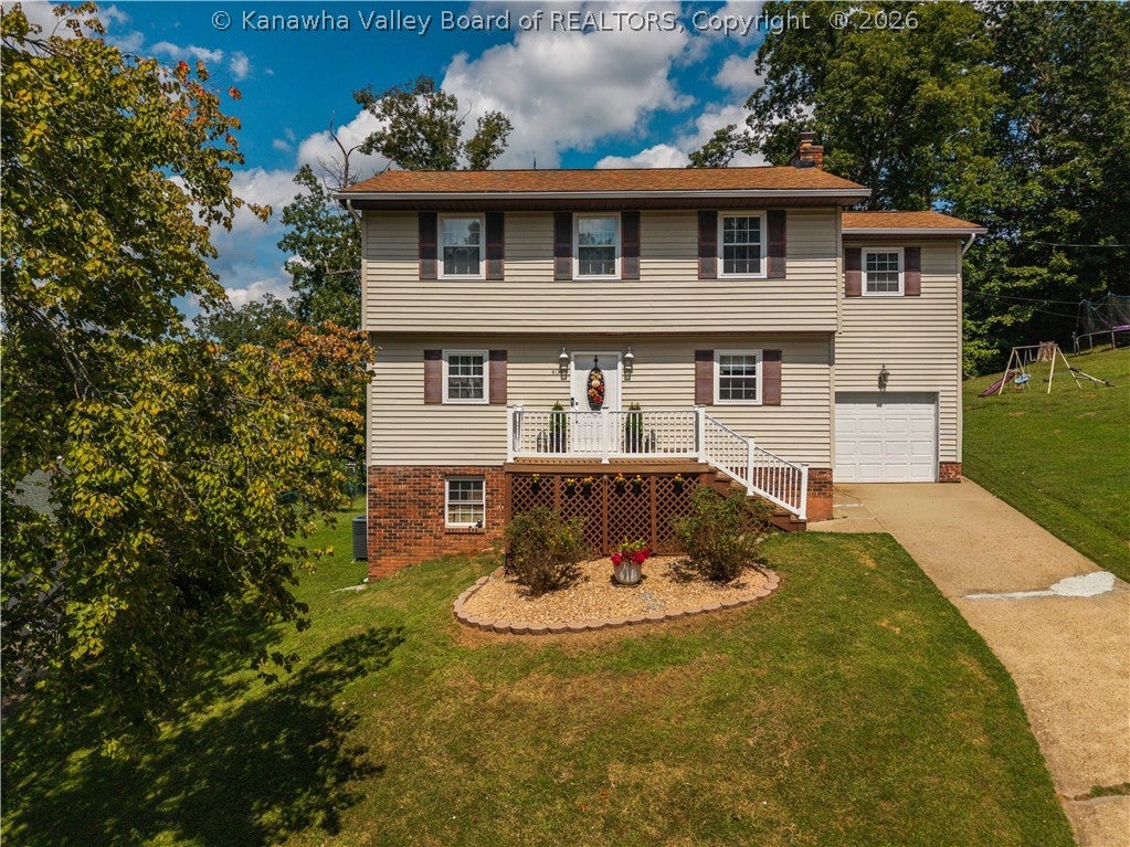 Seymour Ln, Cross Lanes, WV 25313