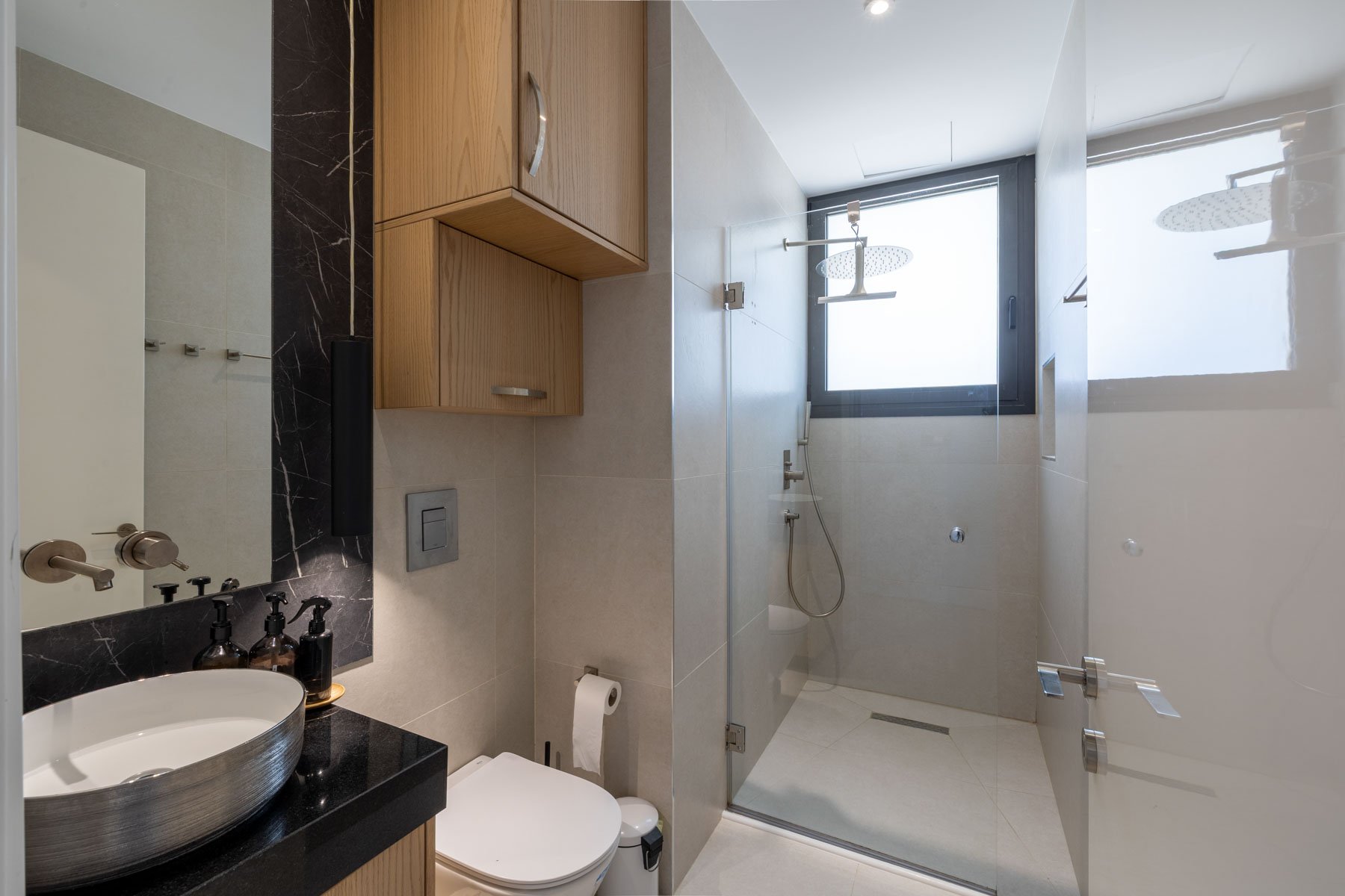  3-Bedroom Sea View Penthouse with Private Roof Terrace in Chloraka, Pafos - 物件實景