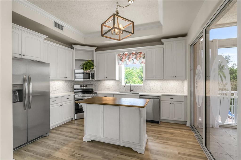 Fort Pierce, Florida, 34949, United States, 3 Bedrooms Bedrooms, ,3 BathroomsBathrooms,Residential,For Sale,1846883