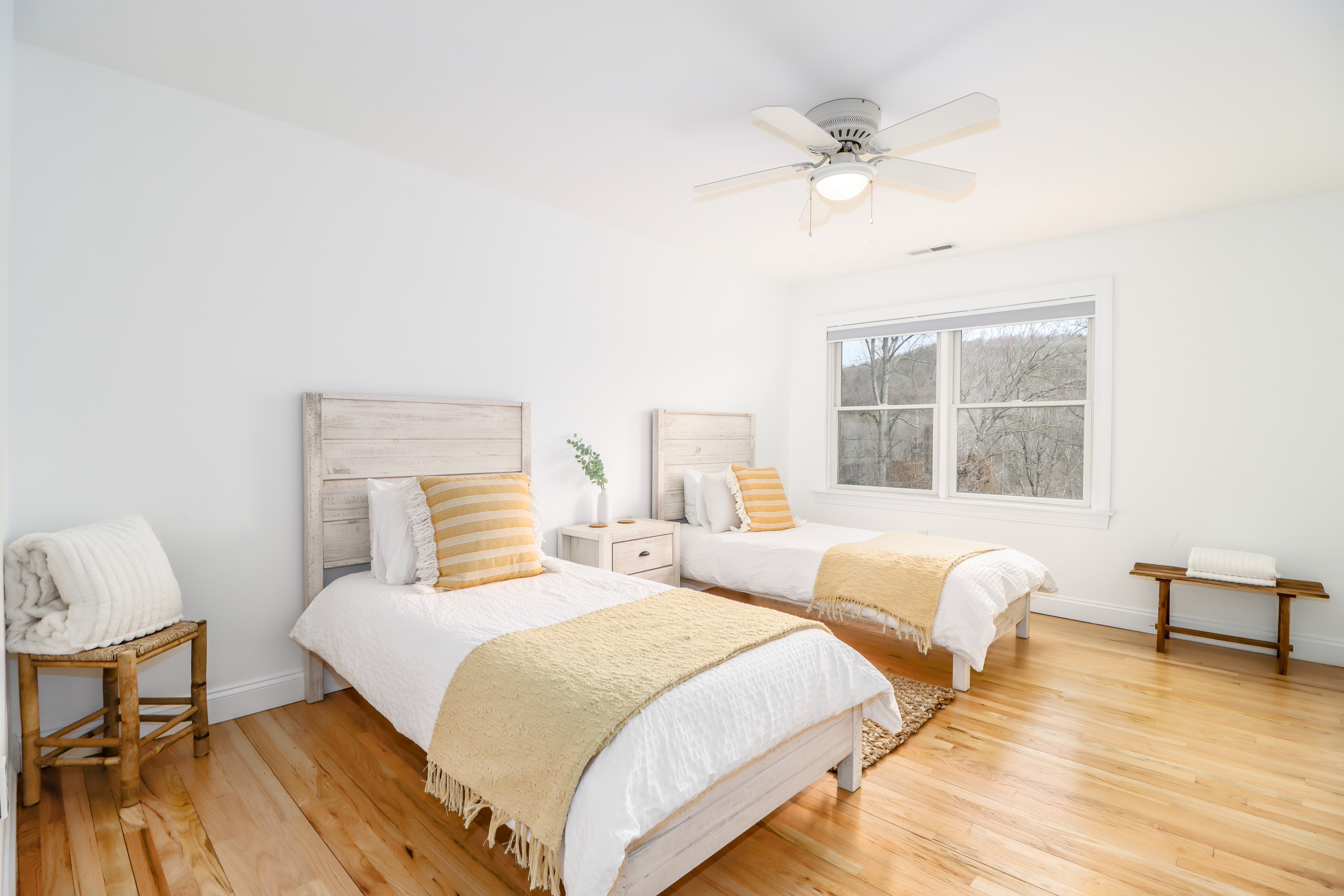  Lake Lillinonah Living, Elevated by Privacy and Scale - 物件實景