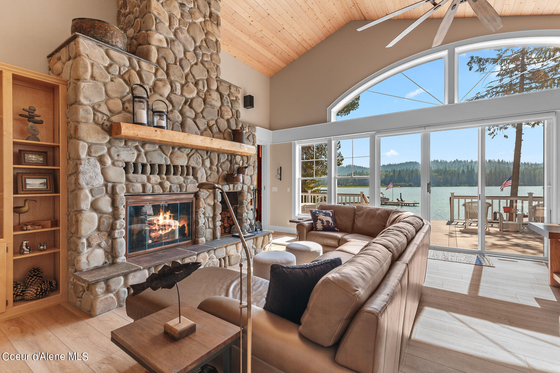 Coolin, Idaho, 83821, United States, 5 Bedrooms Bedrooms, ,3 BathroomsBathrooms,Residential,For Sale,1763171