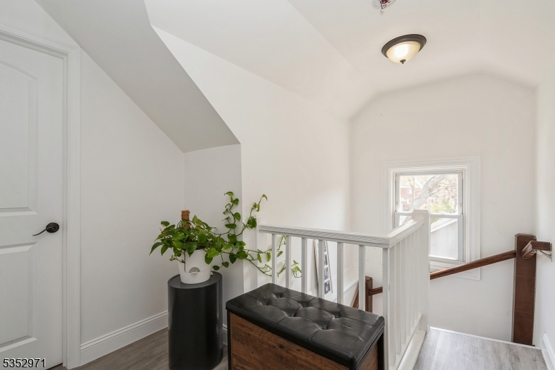 Ridgefield Boro, New Jersey, 07657, United States, 3 Bedrooms Bedrooms, ,2 BathroomsBathrooms,Residential,For Sale,1907428