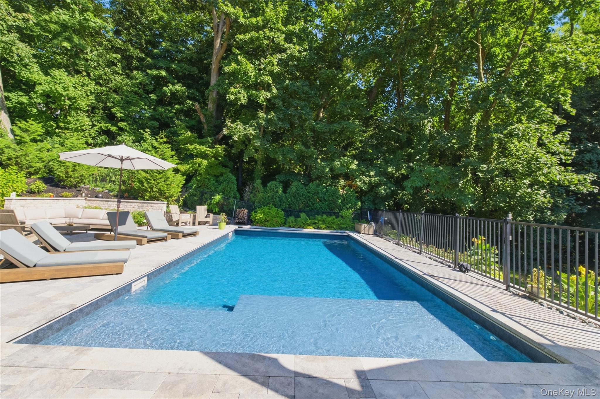  30 Cove Road, Huntington, NY, 11743 - 物件實景