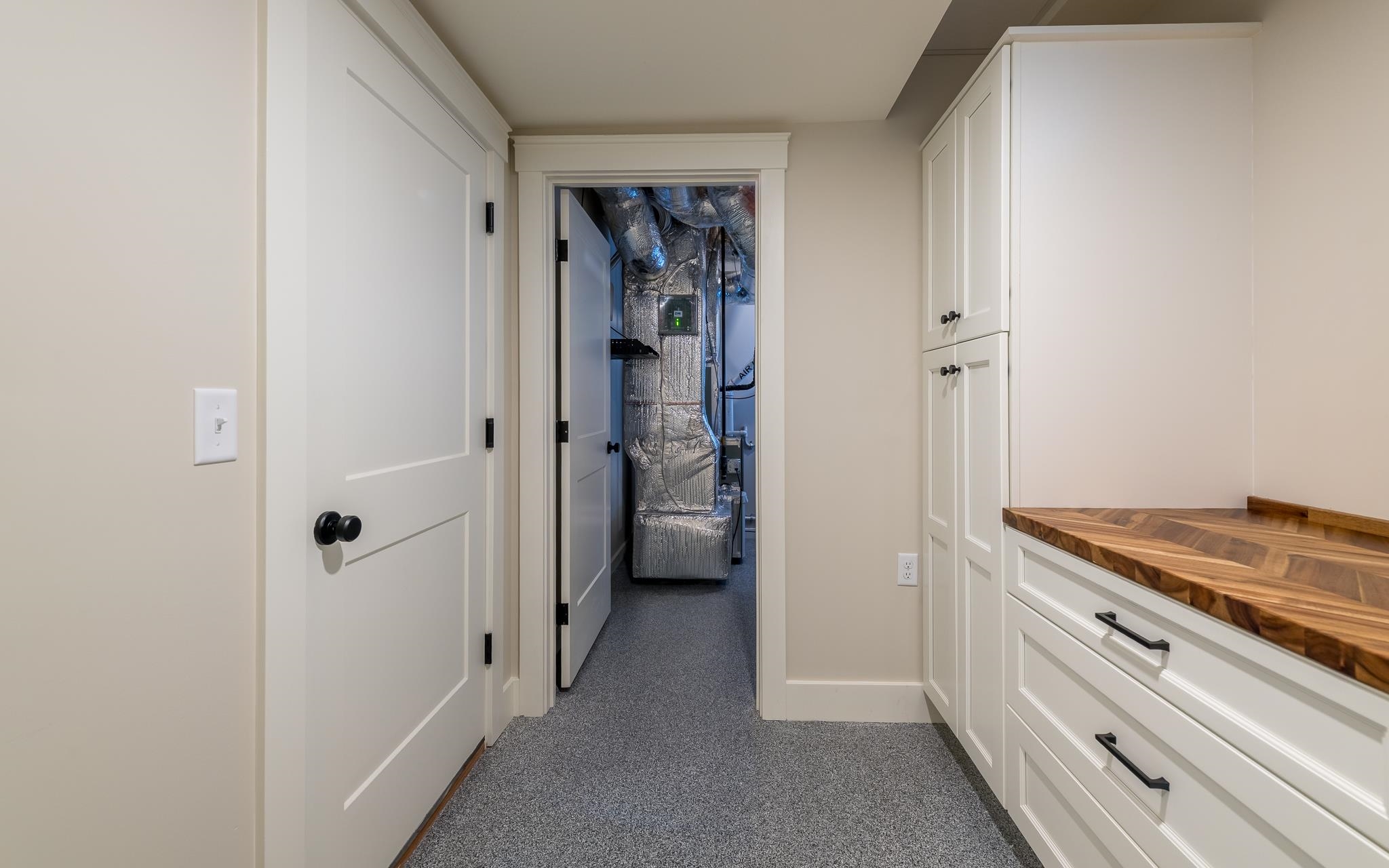 Laconia, New Hampshire, 03246, United States, 3 Bedrooms Bedrooms, ,2 BathroomsBathrooms,Residential,For Sale,1826801